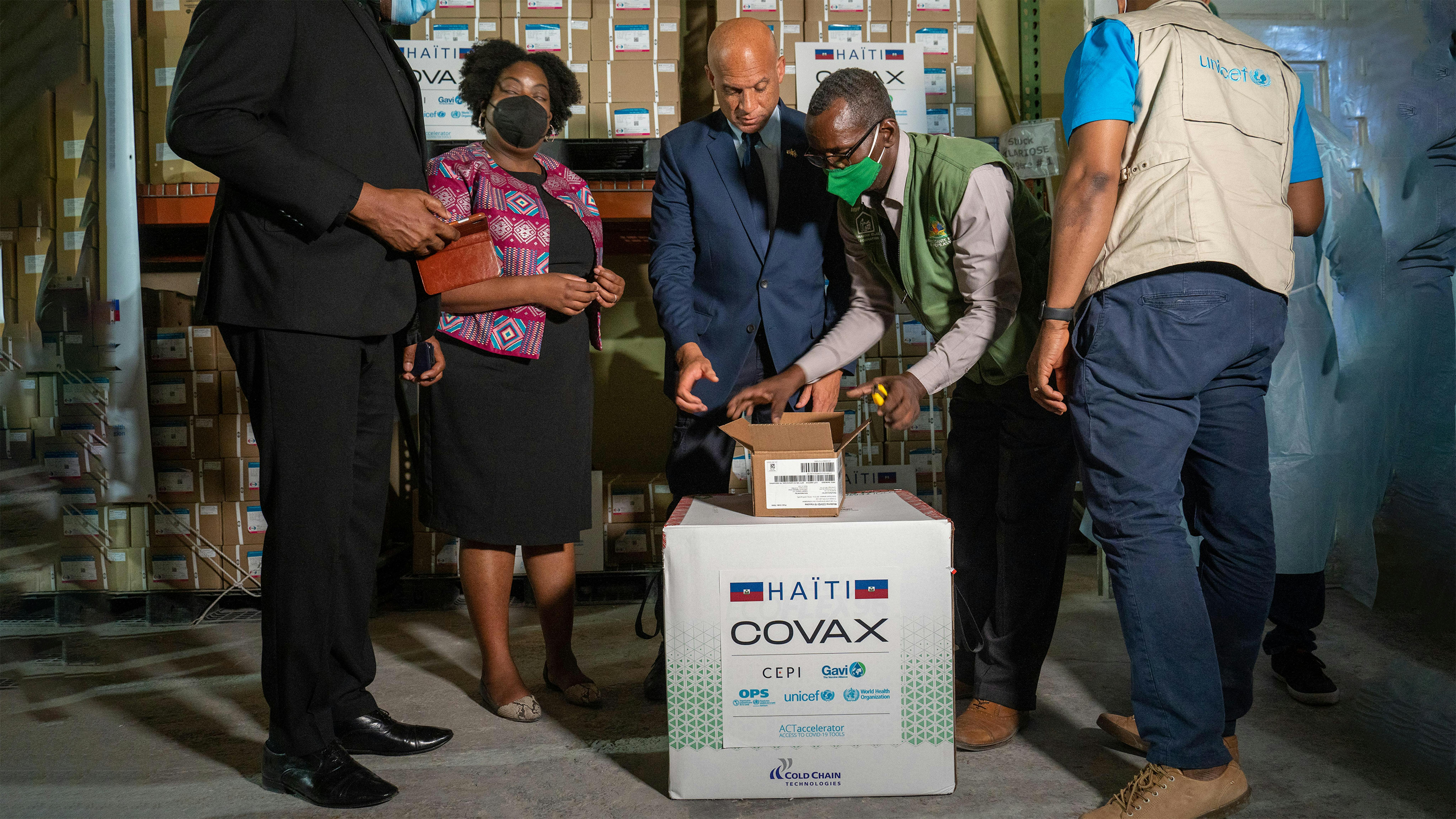 Haiti, L'arrivo di 500.000 dosi di vaccini donati dal governo degli Stati Uniti attraverso COVAX è atterrato il 14 luglio 2021,