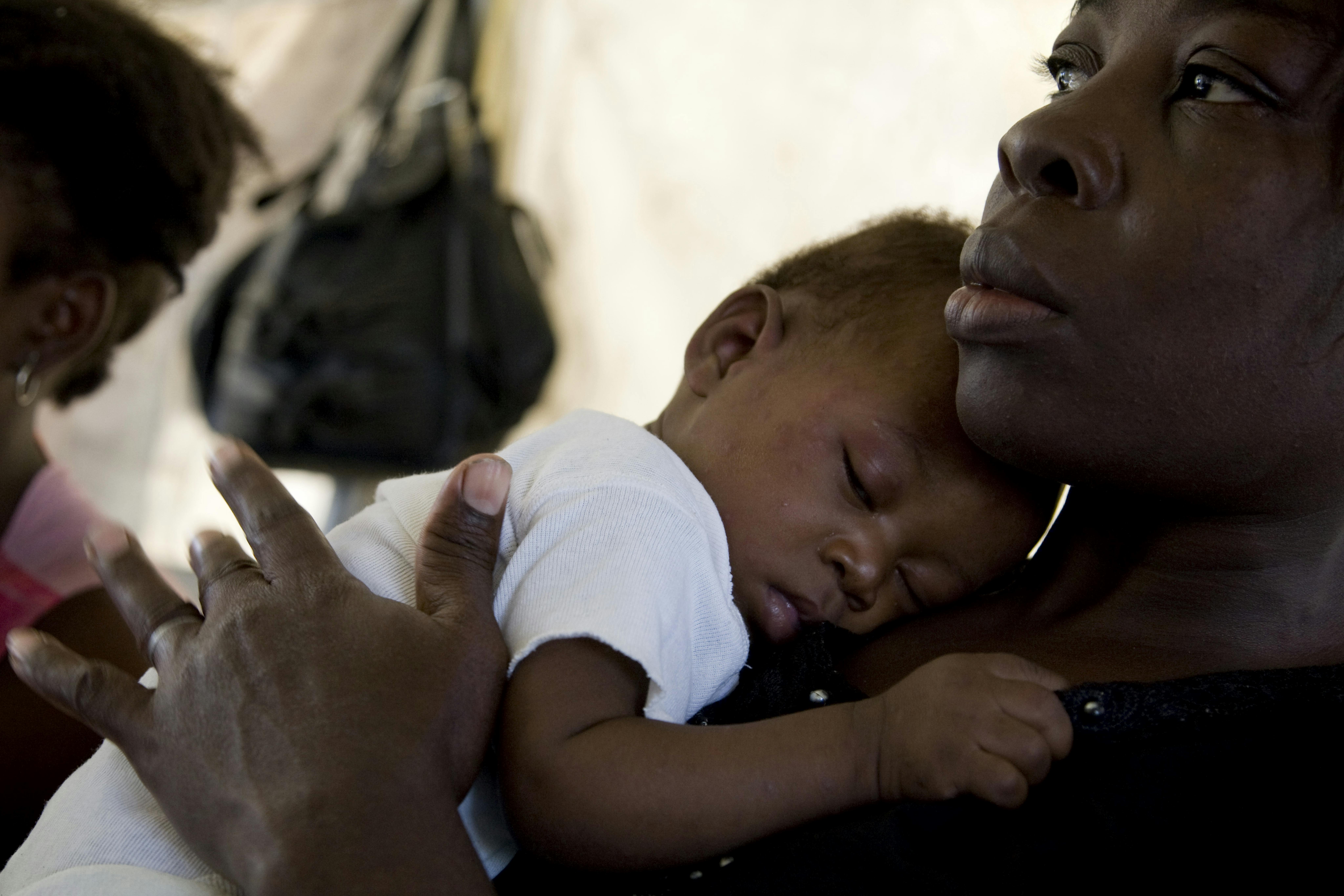 Il colera affligge i bambini fi Haiti