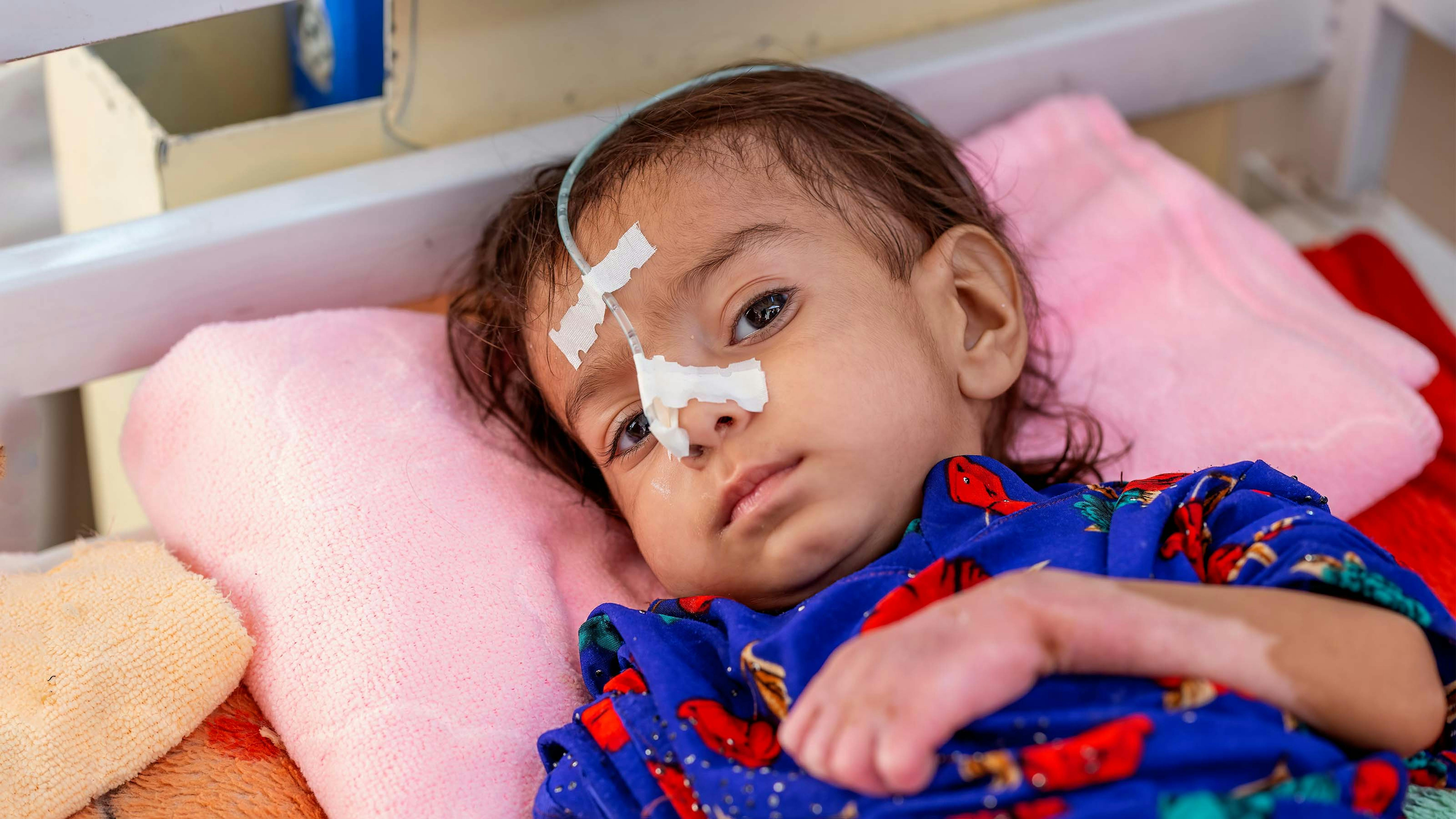 Afghanistan, Amina di 8 mesi si sta riprendendo da una grave malnutrizione acuta con complicazioni