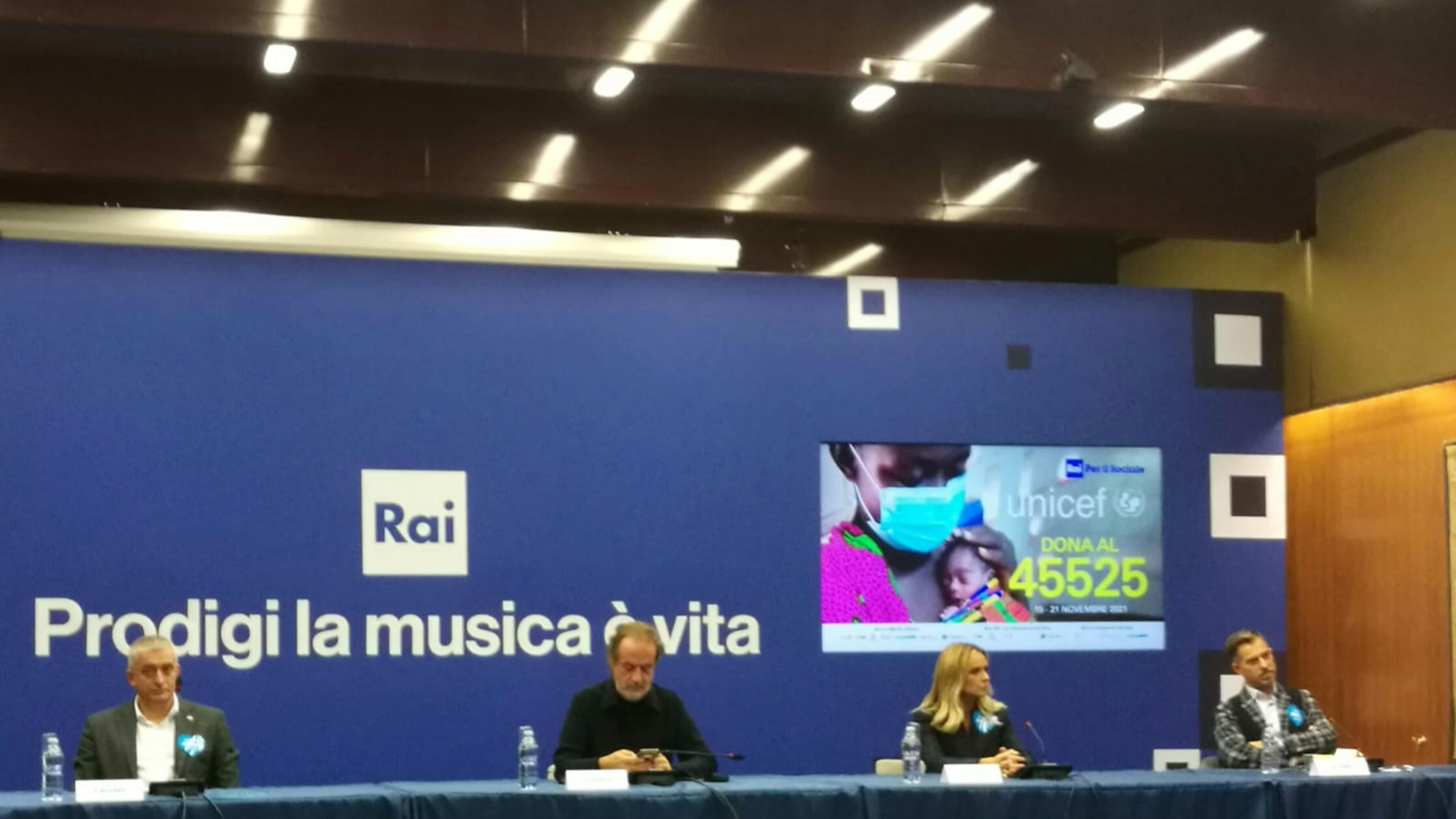 Da sinistra Paolo Rozera, Direttore  generale UNICEF Italia, Stefano Coletta, Direttore Rai1 e i conduttori Serena Autieri e Gabriele Corsi  durante la conferenza stampa di presentazione di Prodigi