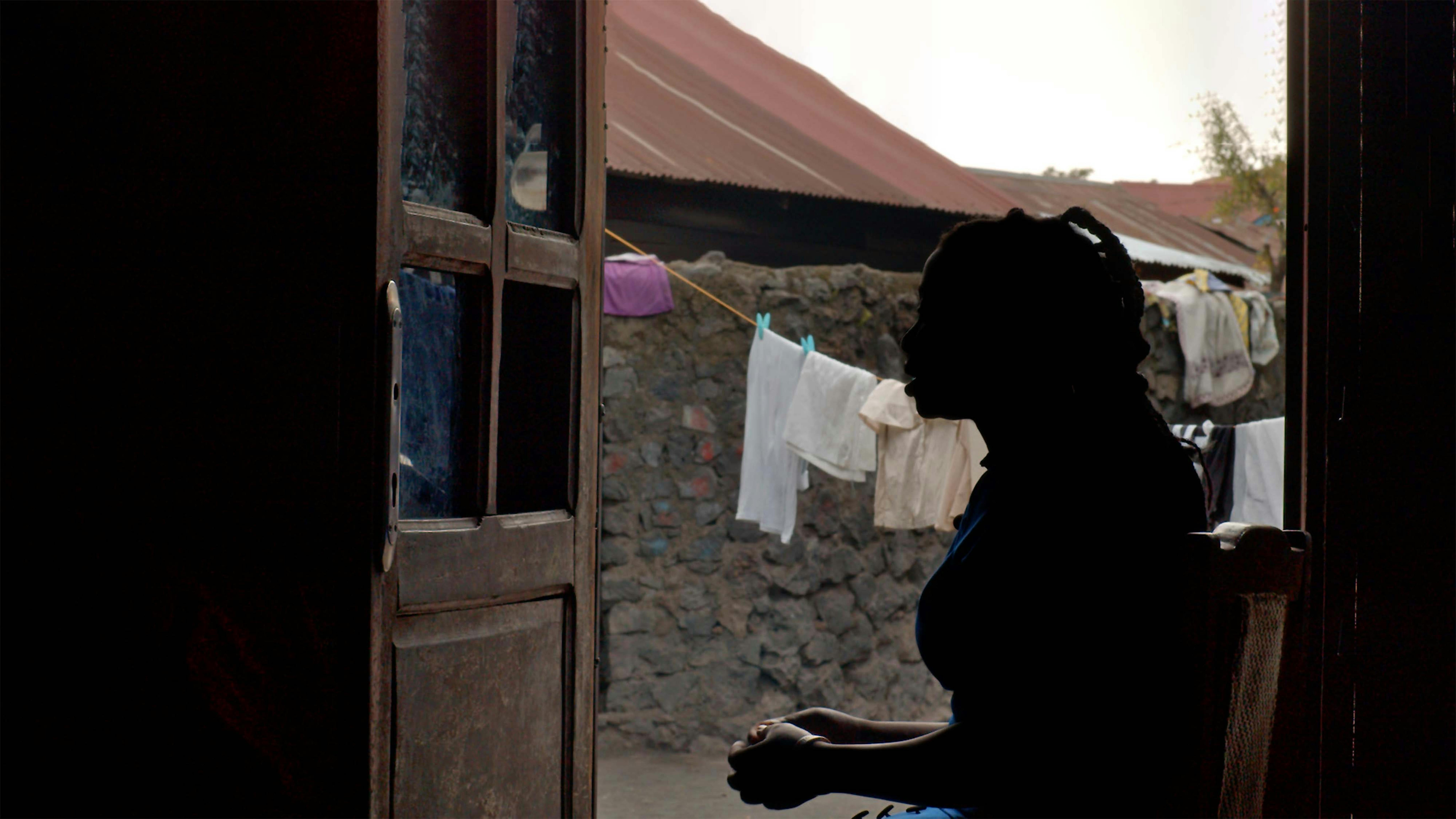 Congo - Marie (nome di fantasia), 17 anni, è stata rapita da un gruppo armato , ma è riuscita a fuggire, si è iscritta a un centro di reintegrazione sostenuto dall'UNICEF dove ha ricevuto sostegno psicosociale
