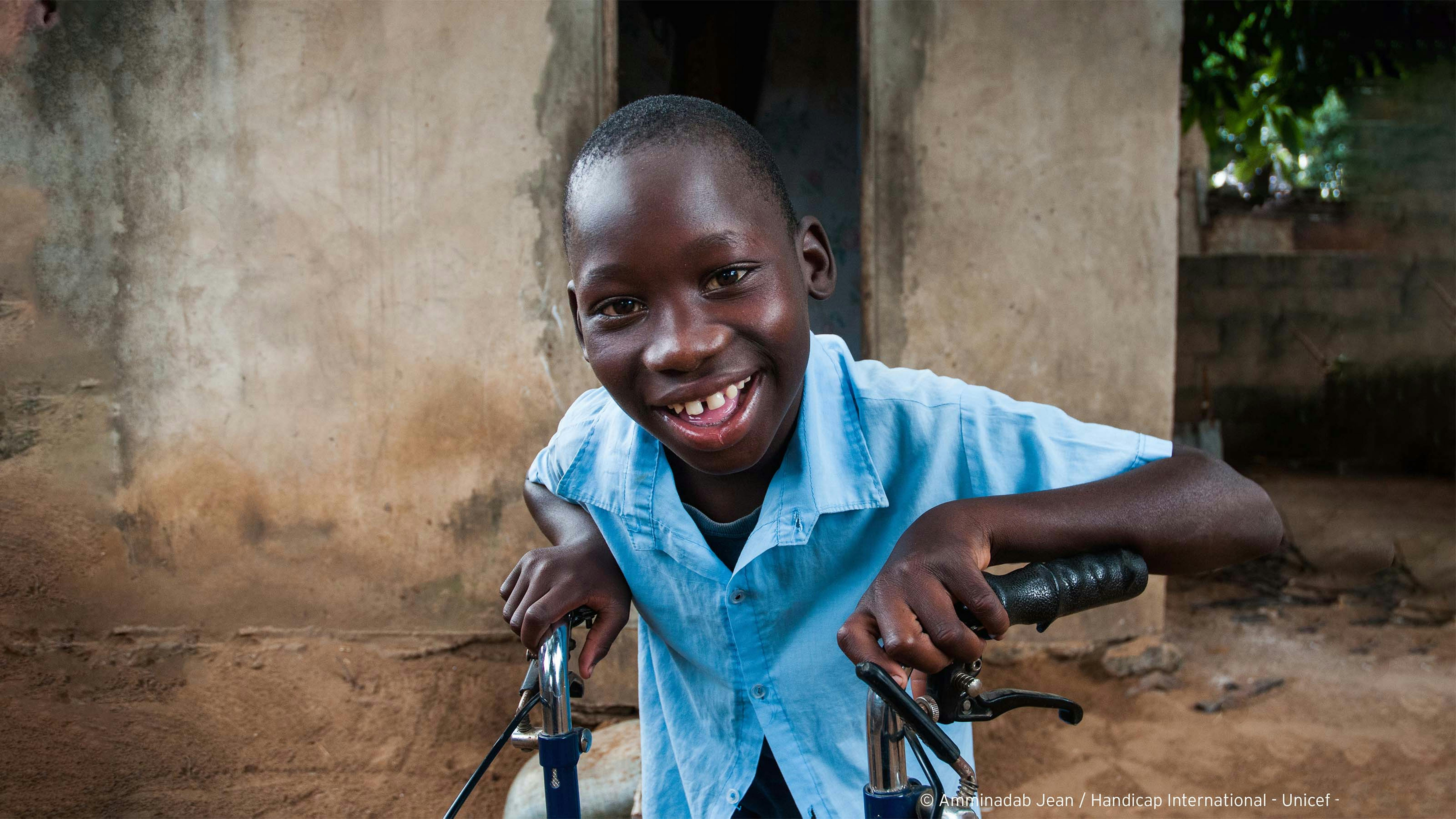 Stanno accadendo cose meravigliose per i bambini con disabilità in Mozambico!