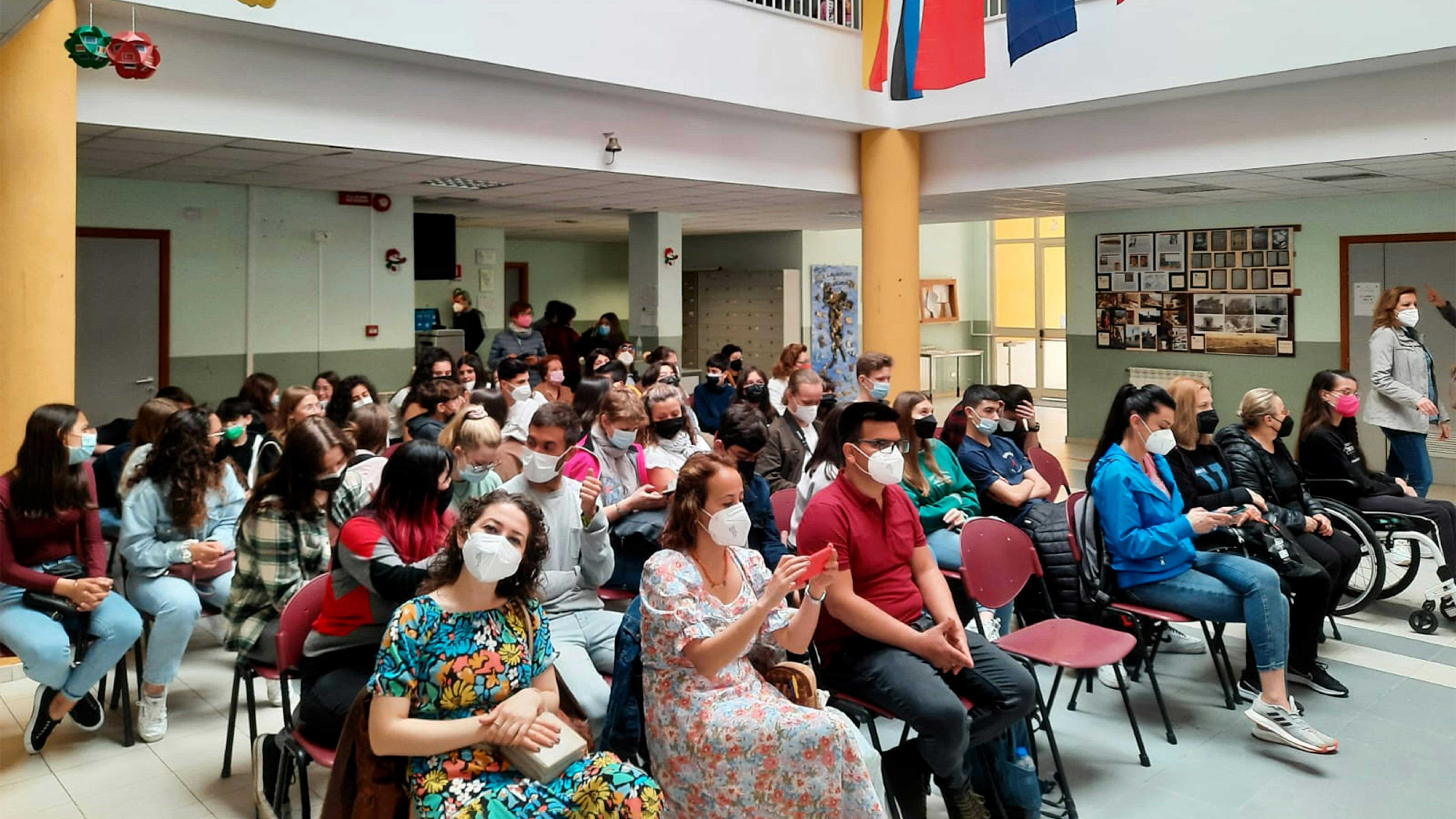 Un momento della giornata a Siracusa dedicata alla realizzazione delle Pigotta