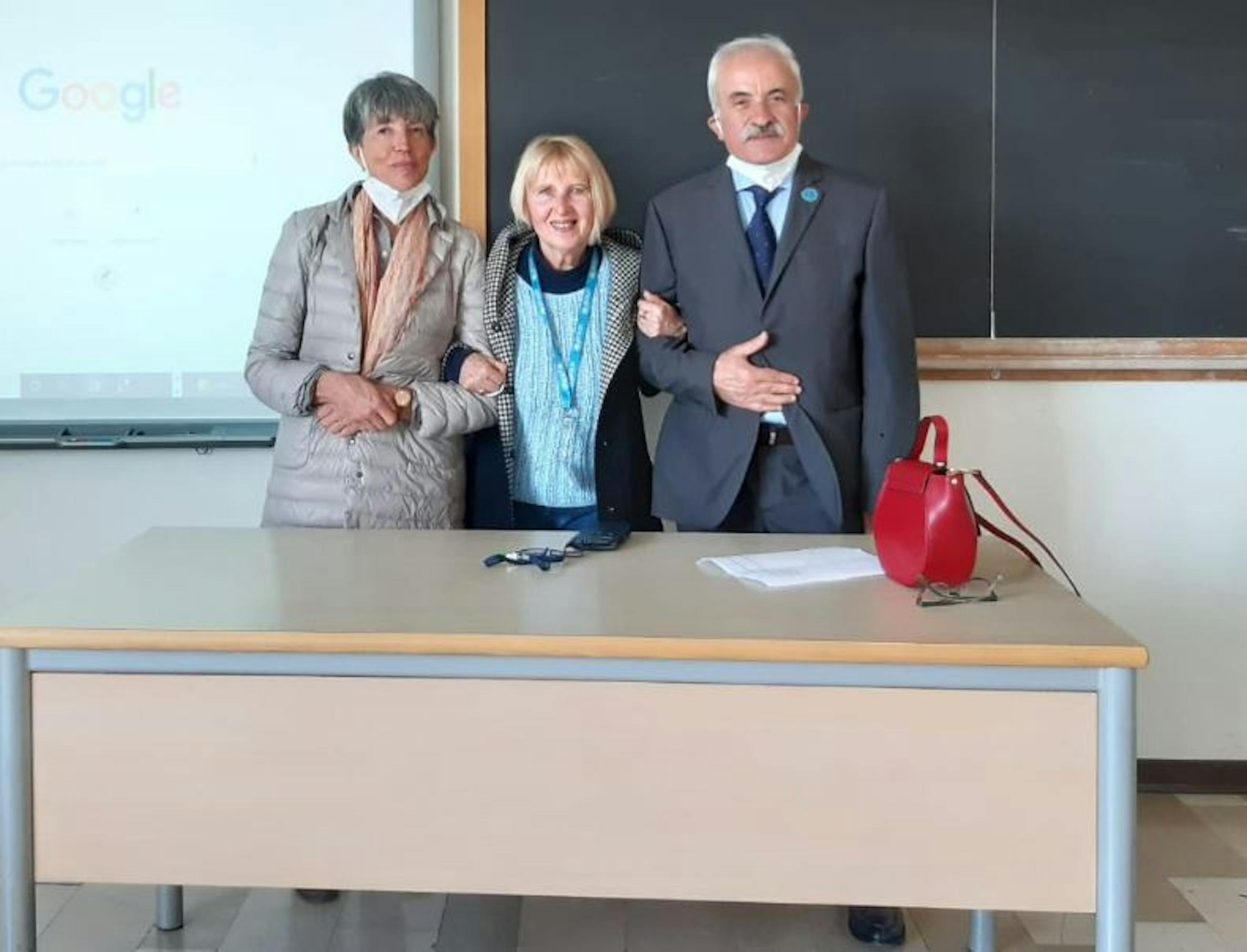 Il Prof Francesco Mandarano e la prof.ssa Anna Maria Ronzio al liceo Frisi