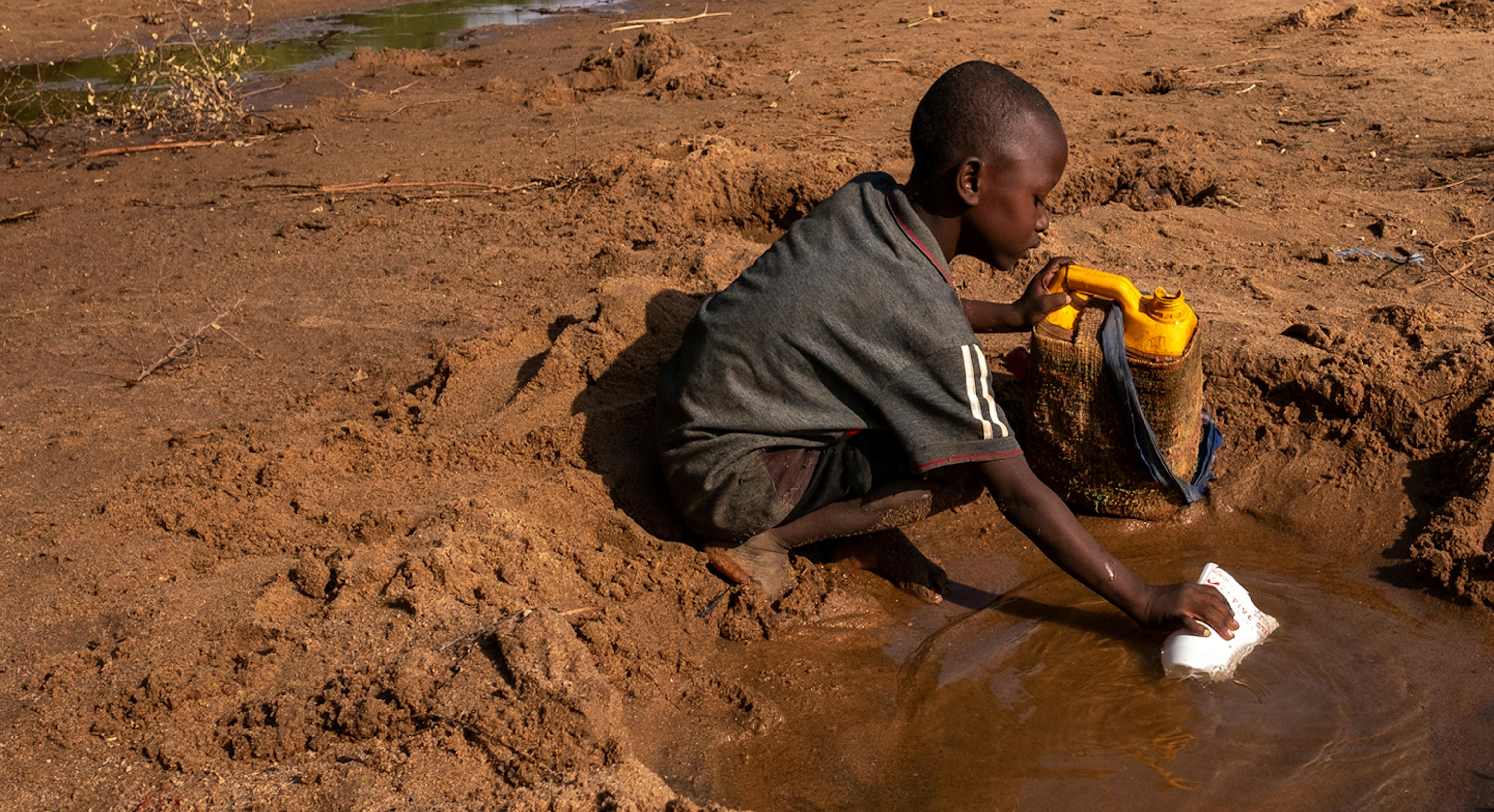 Emergenza siccità, nel Corno d'Africa 10 milioni di bambini rischiano di morire di sete