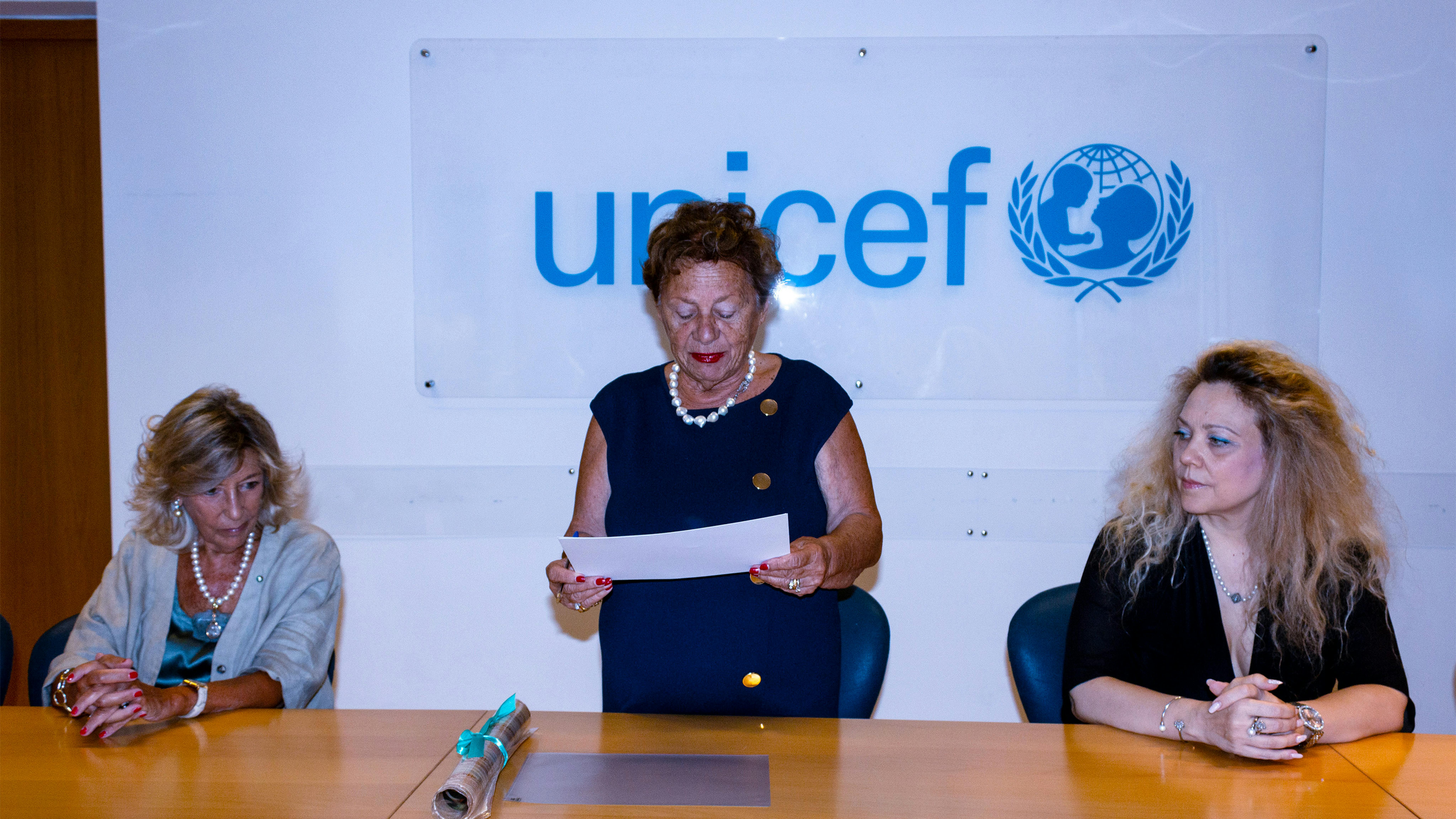 Carmela Pace, Presidente UNICEF Italia, durante la nomina di Giuseppina Amarelli Mengano a Testimonial UNICEF Calabria
