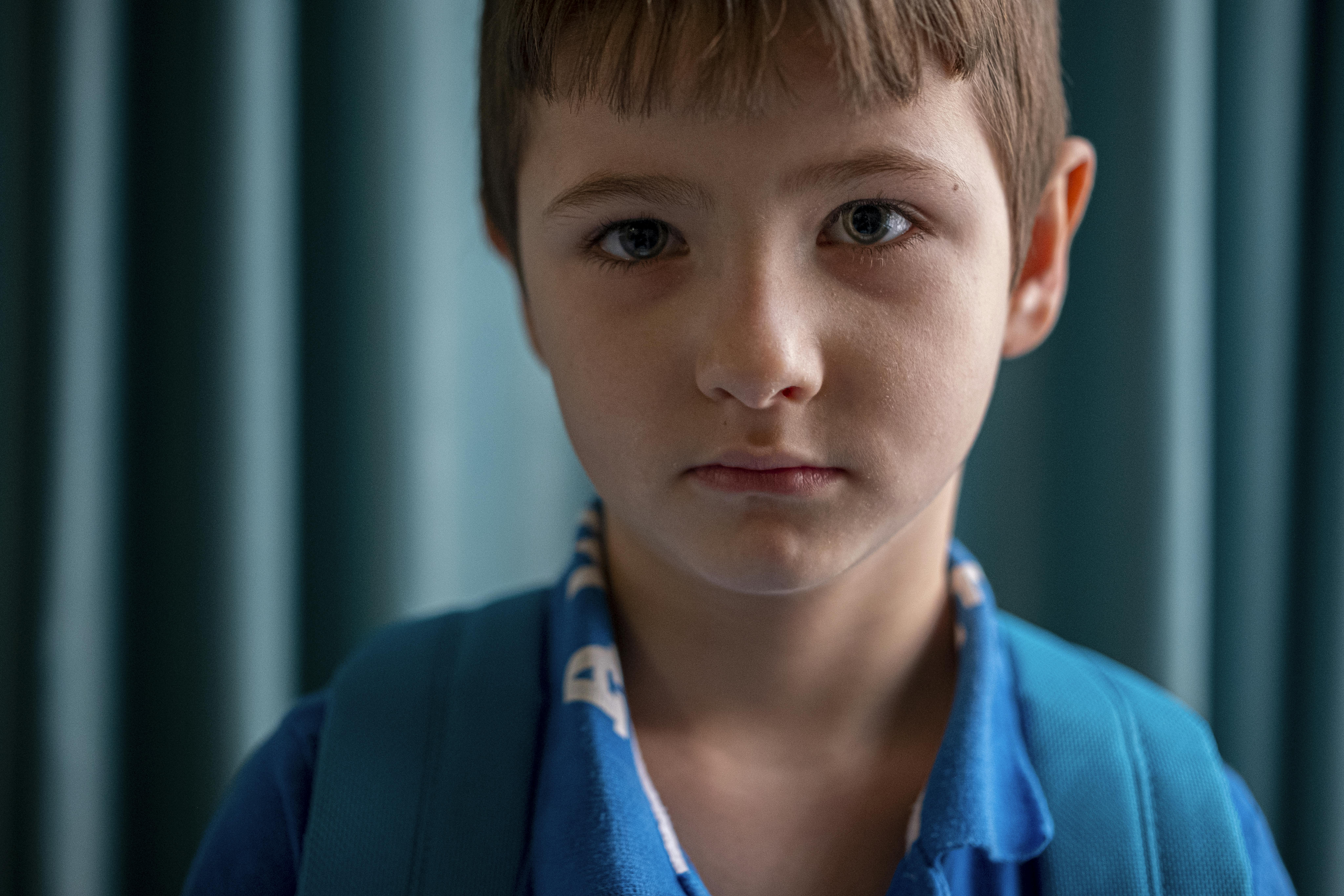 Denys, 8 anni, ha nostalgia di casa: è fuggito da Kherson con la madre a causa delle guerra in Ucraina