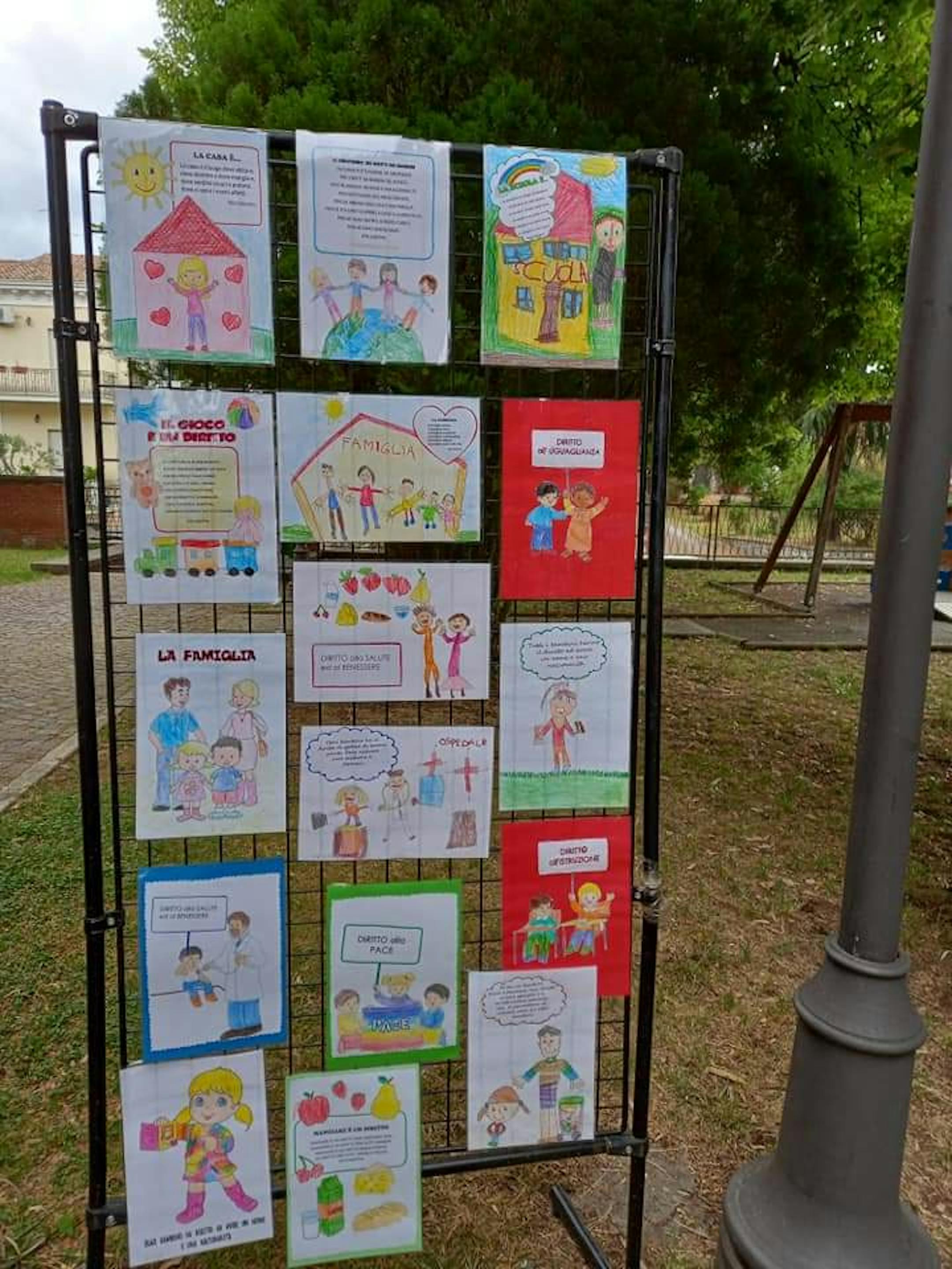 Alcuni disegni dei bambini