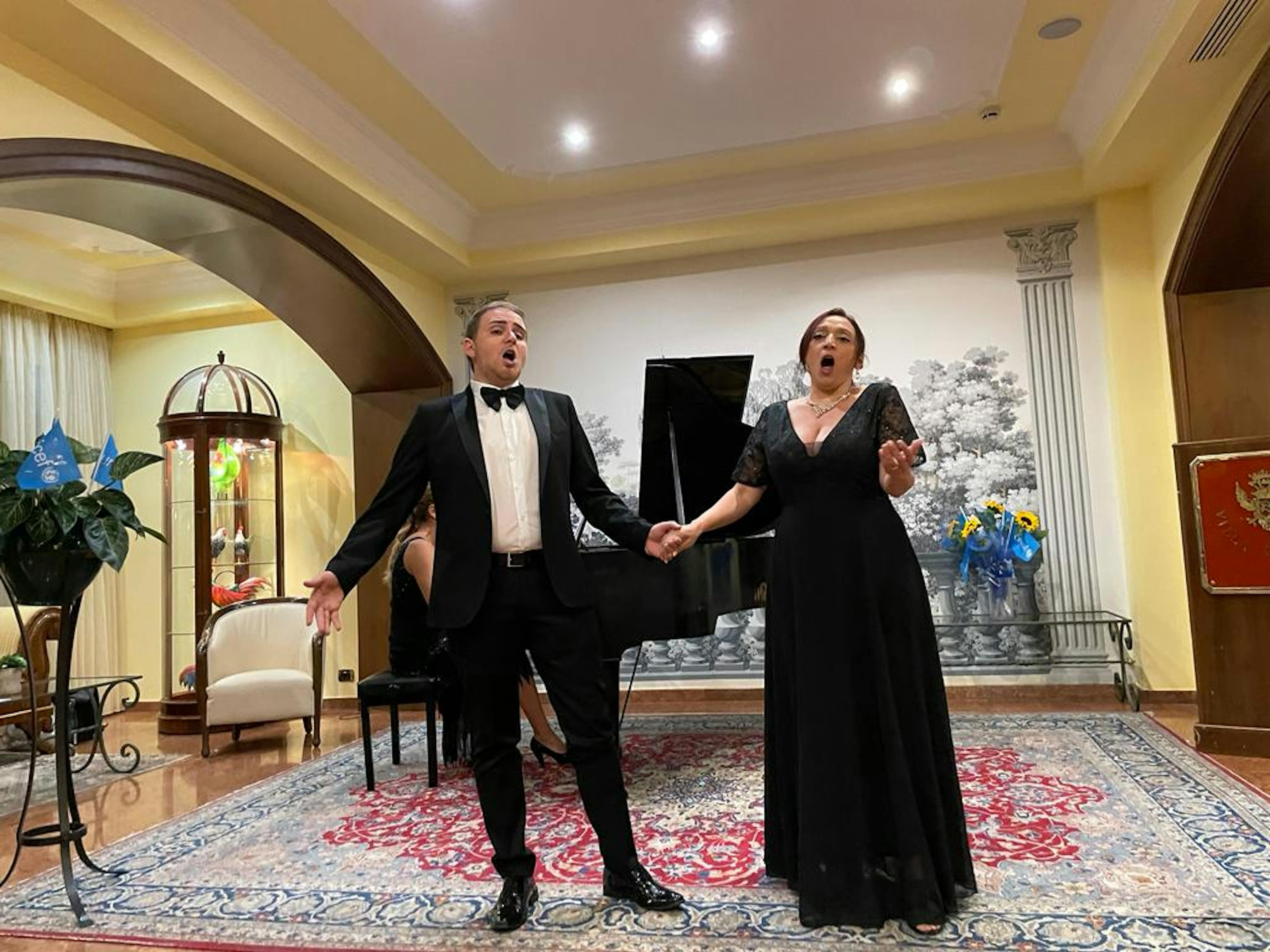 Il tenore Alessandro Russo, la soprano Debora Intilisano e la pianista Ida Villari
