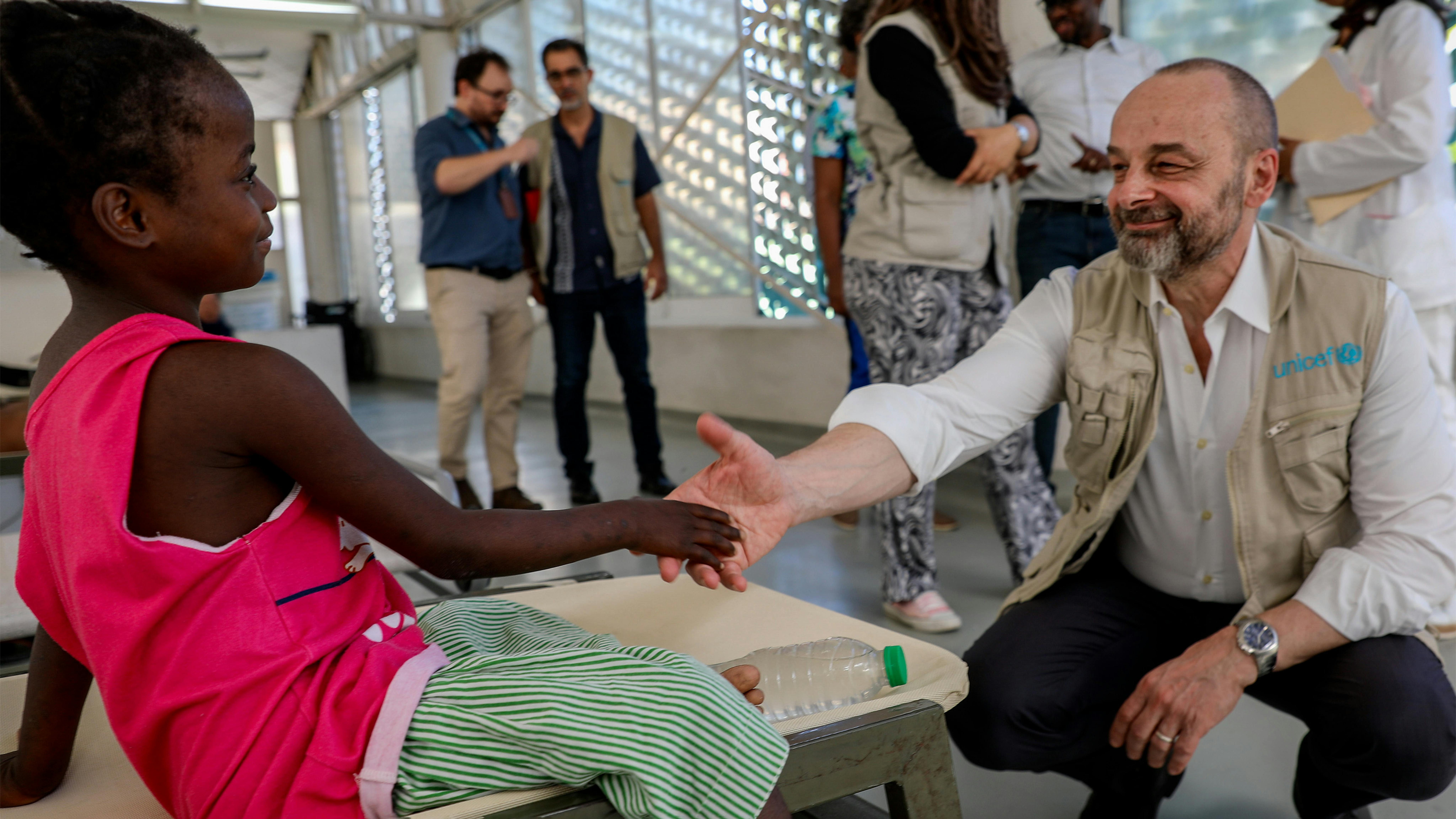 Haiti - Manuel Fontaine, DG Ufficio programmi di emergenza dell'UNICEF, ha visitato il centro sanitario GHESKIO sostenuto dall'UNICEF a Centre Ville, Port-au-Prince,