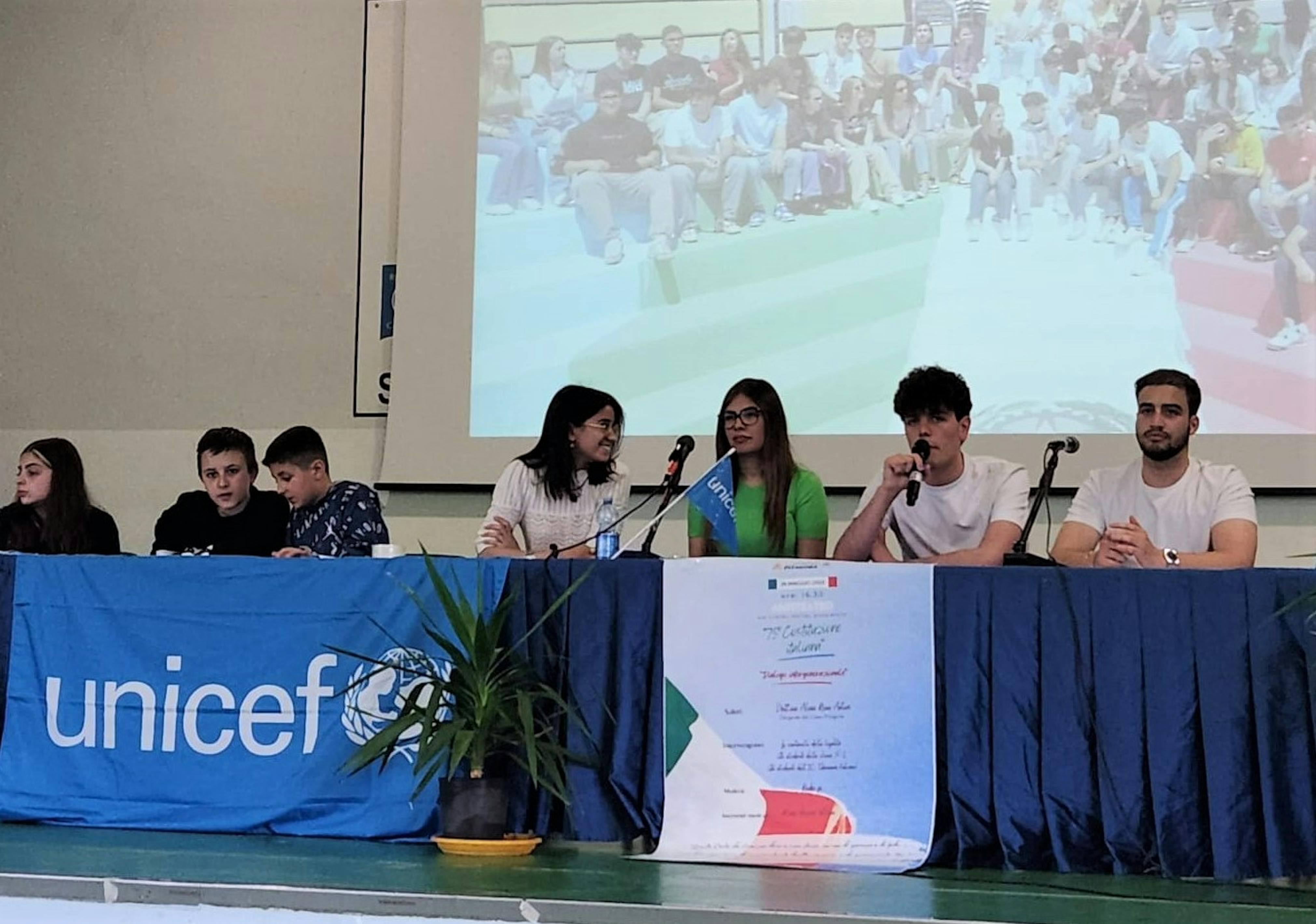 CS-Rende. I giovani relatori volontari UNICEF