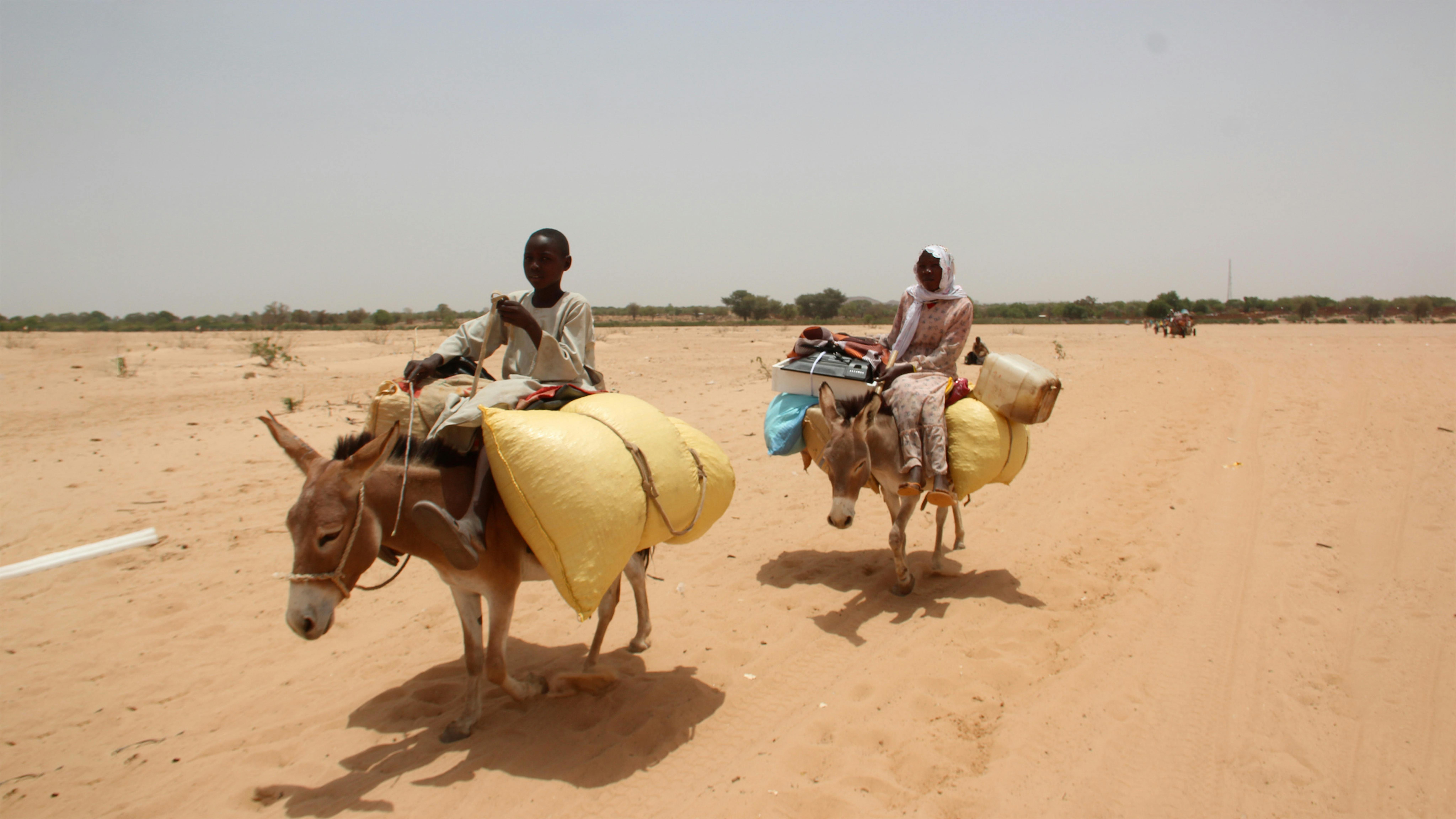 Con l'escalation del conflitto in Sudan, i rifugiati arrivano nel villaggio ciadiano di Koufroun, che si trova al confine tra Ciad e Sudan.