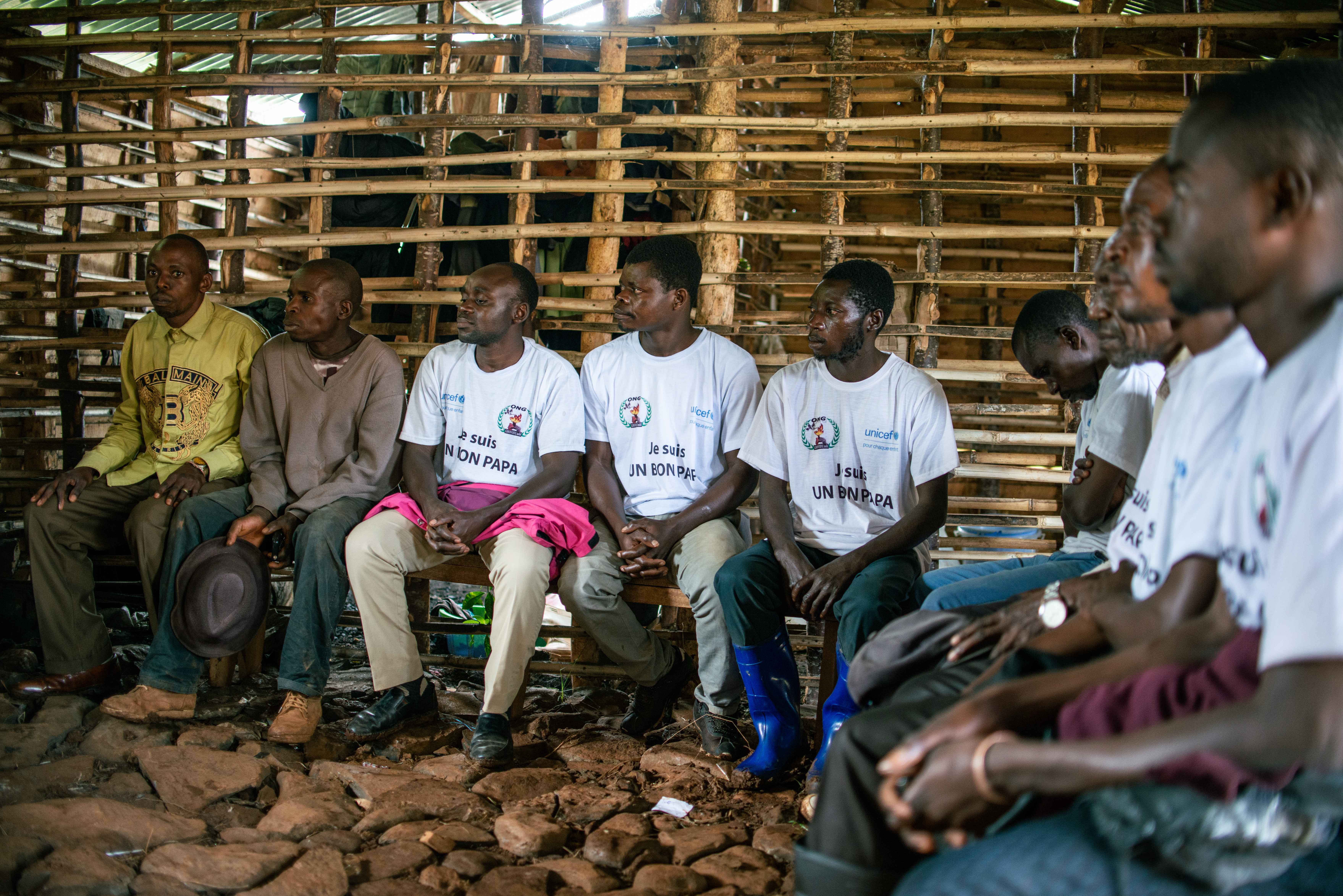 Mascolinità positiva: in Congo i papà del villaggio Chishozi danno l ...