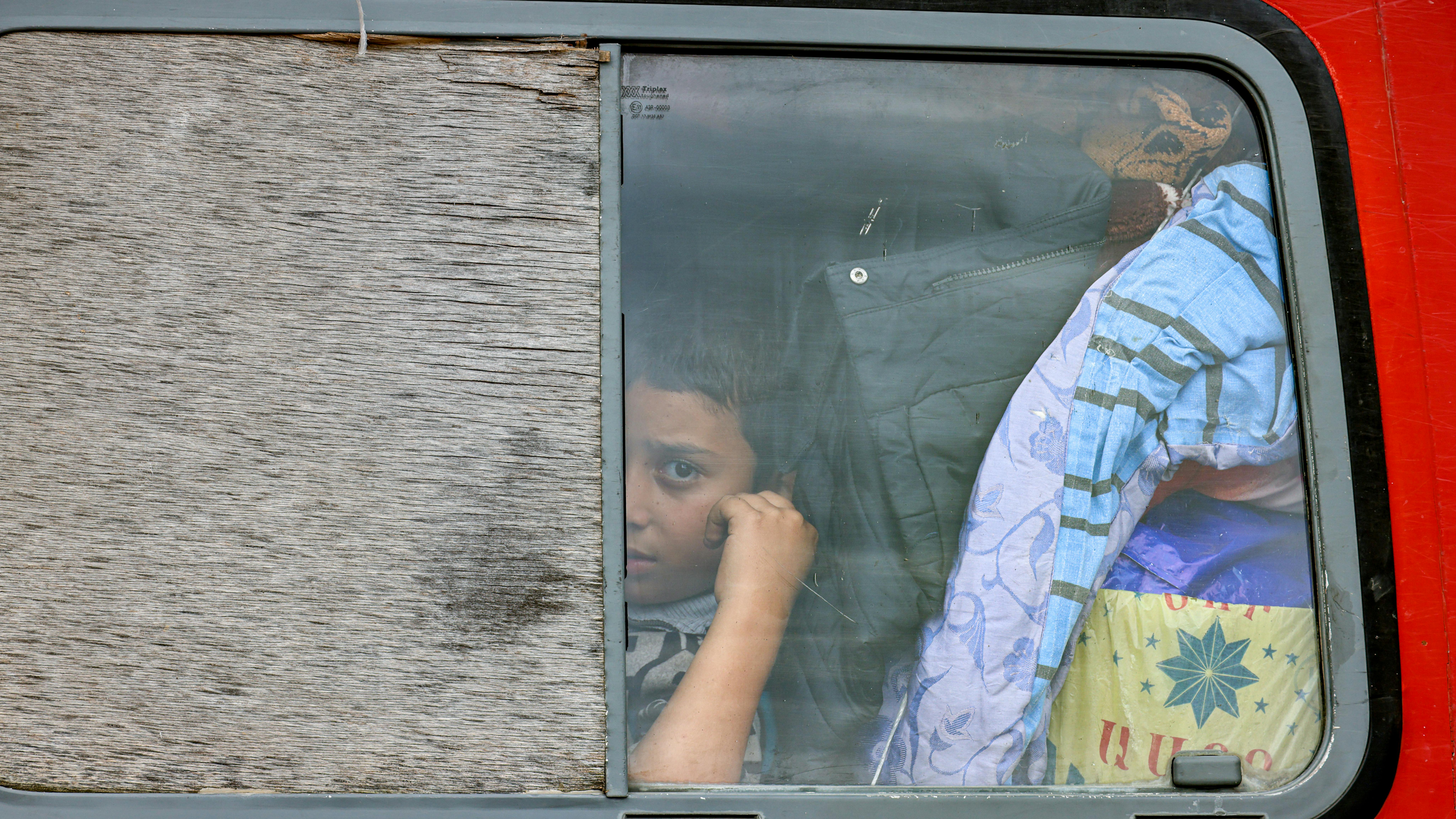 Armenia Decine di migliaia di bambini e famiglie rifugiati di etnia armena arrivano a Syunik