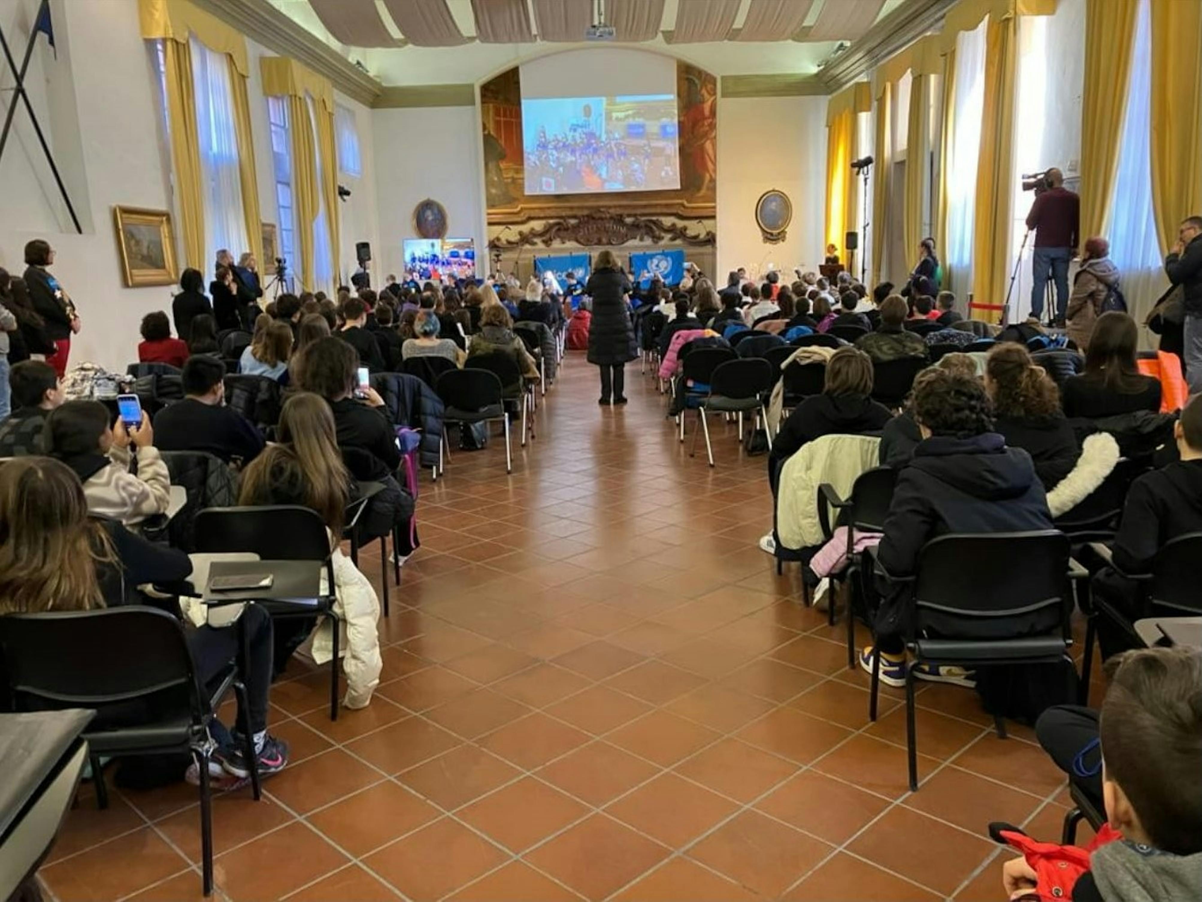 La sala del Comando Legione Carabinieri dell'Emilia Romagna