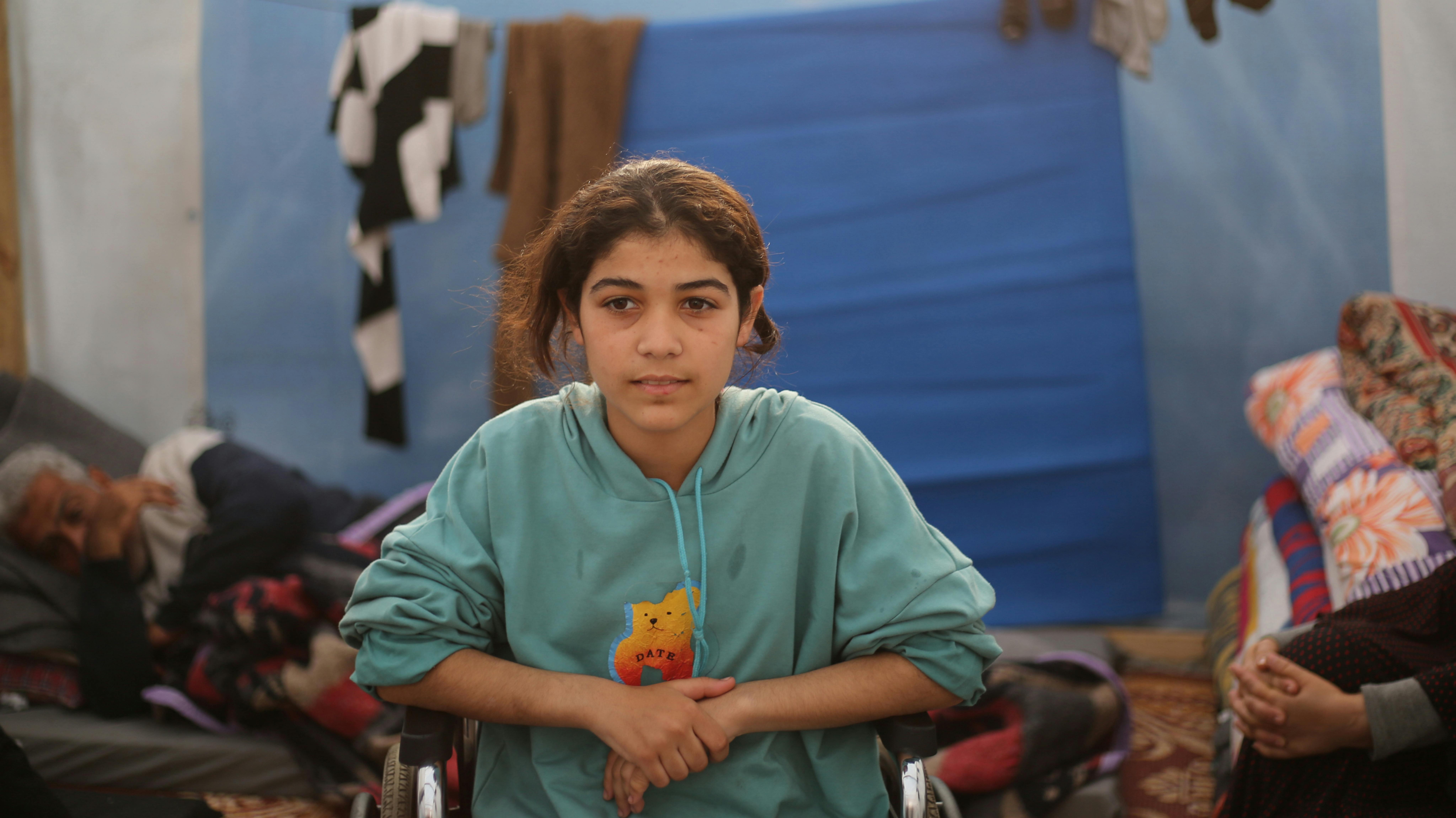 ​Razan ha perso la madre, il padre e i suoi 3 fratelli durante l'escalation delle ostilità nella Striscia di Gaza.
