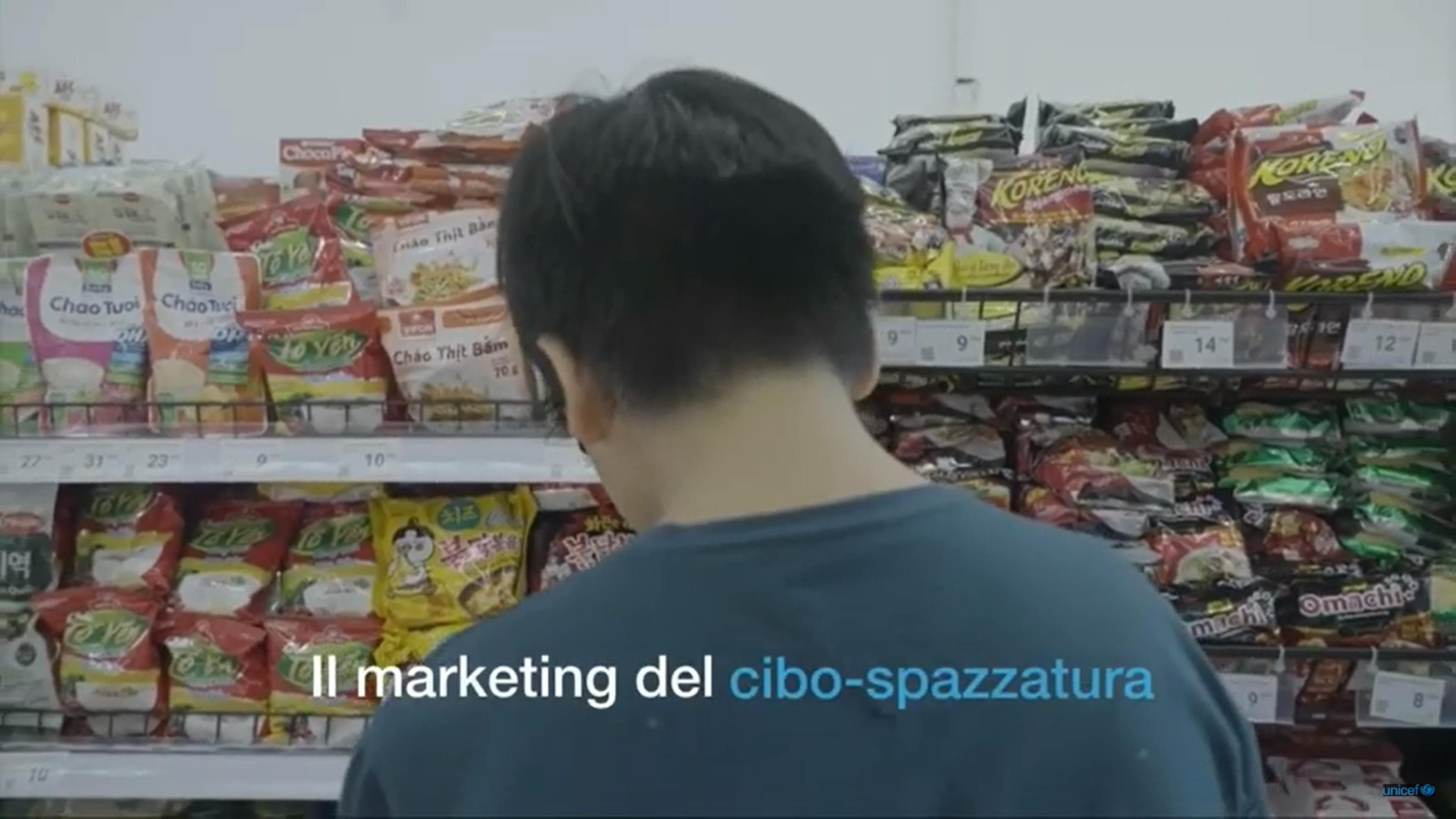 screen marketing aggressivo cibo spazzatura