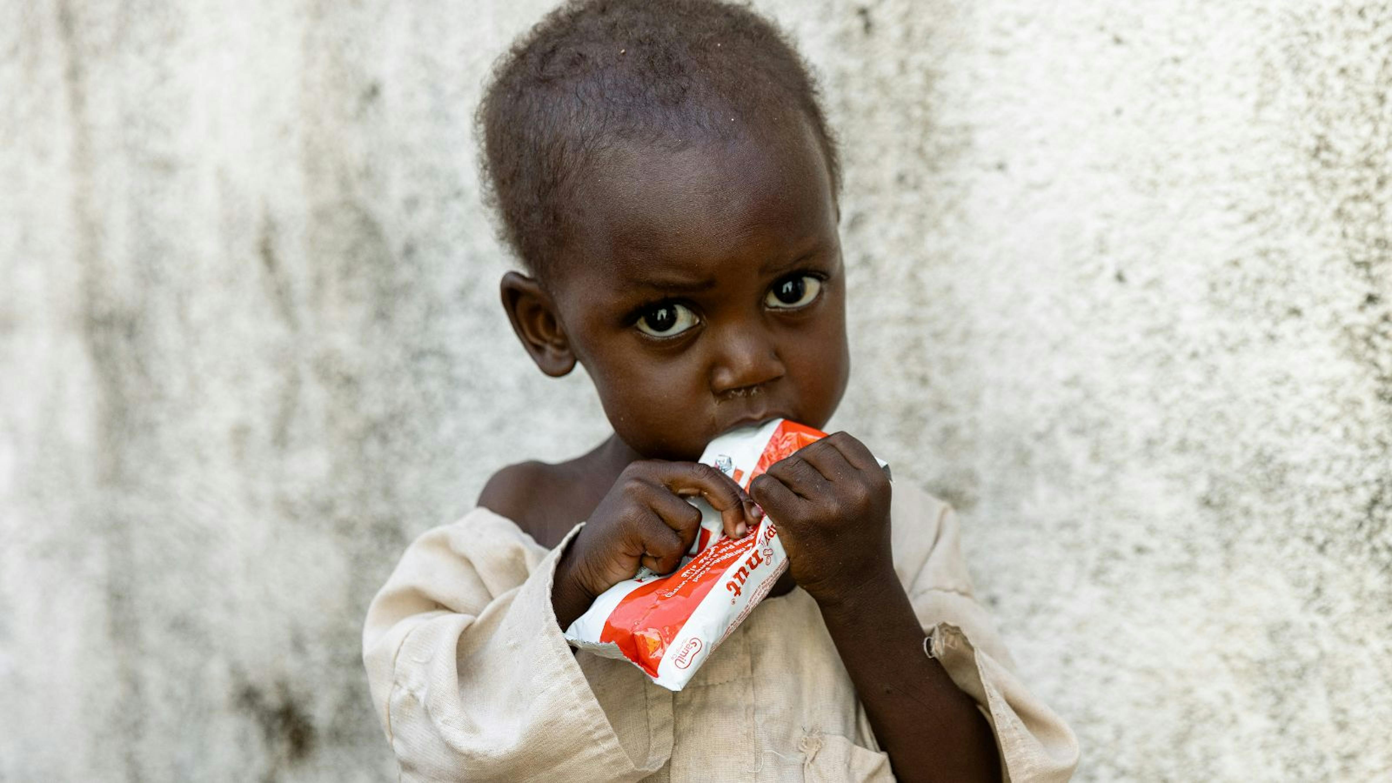 Hero Emergenza Bambini - salva i bambini malnutriti