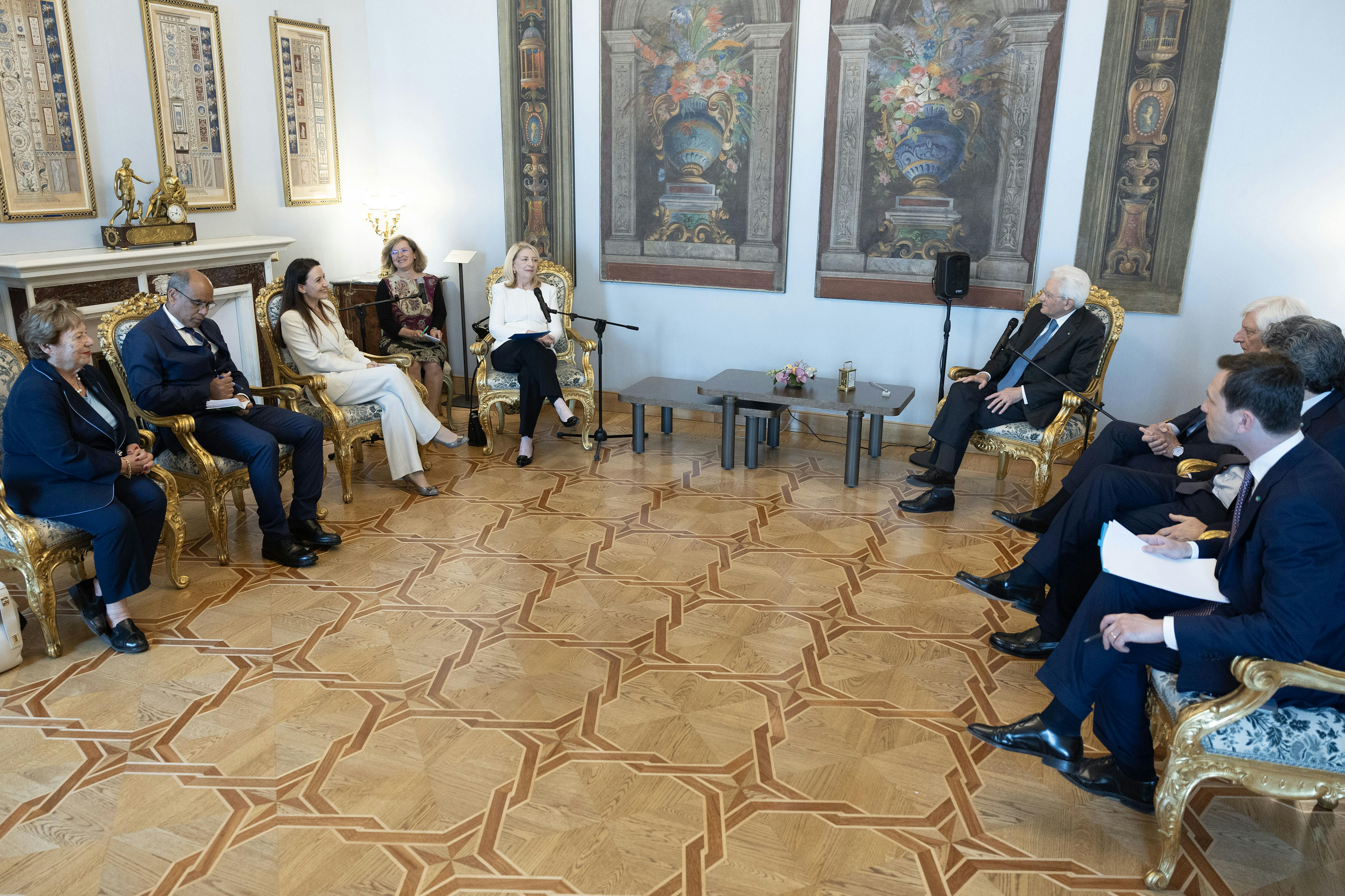 Un momento dell'incontro fra la delagazione delll'UNICEF e il Presidente della Repubblica, Sergio Mattarella