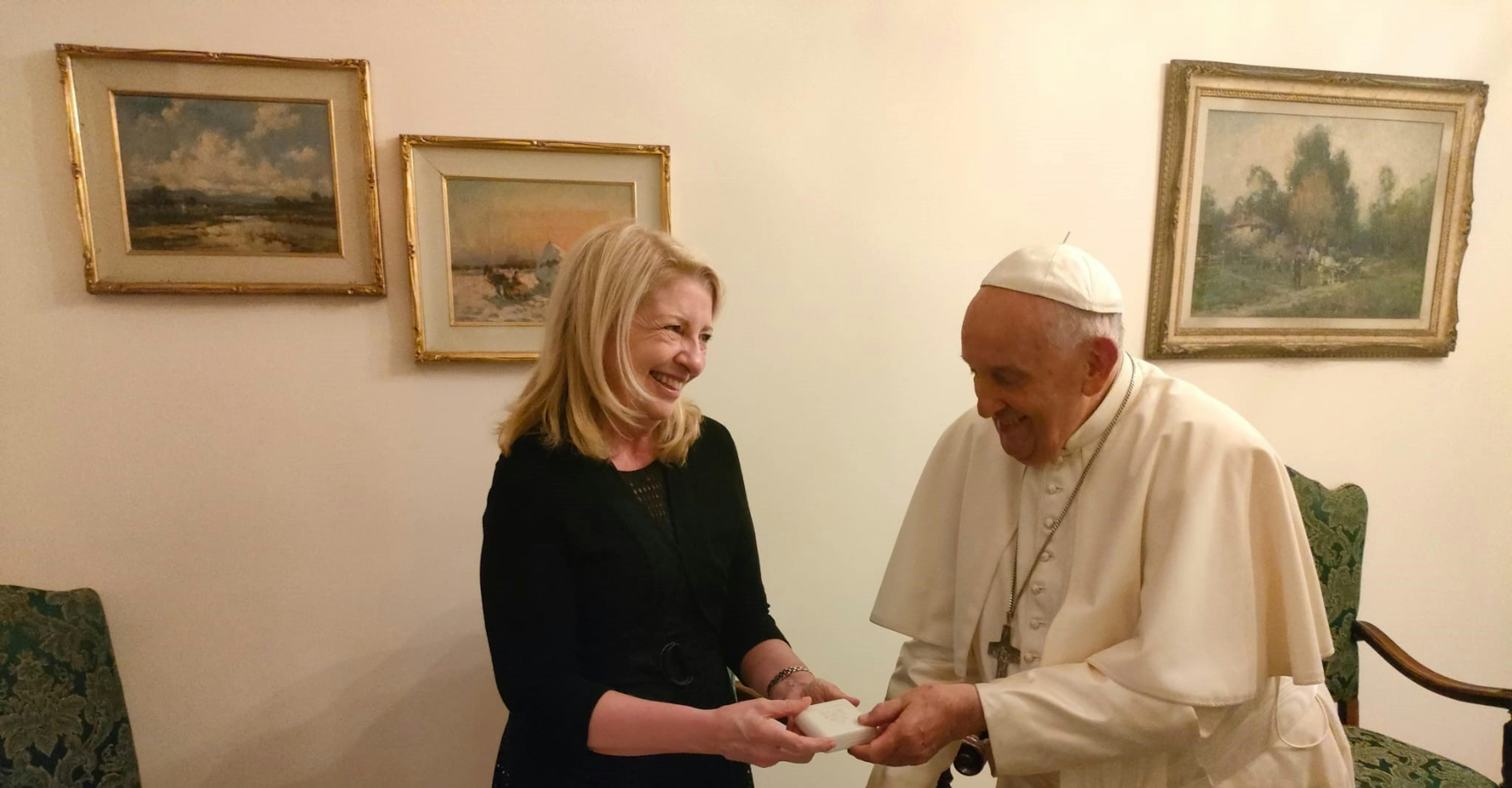 L'incontro fra la Direttrice dell'UNICEF Catherine Russell e Papa Francesco