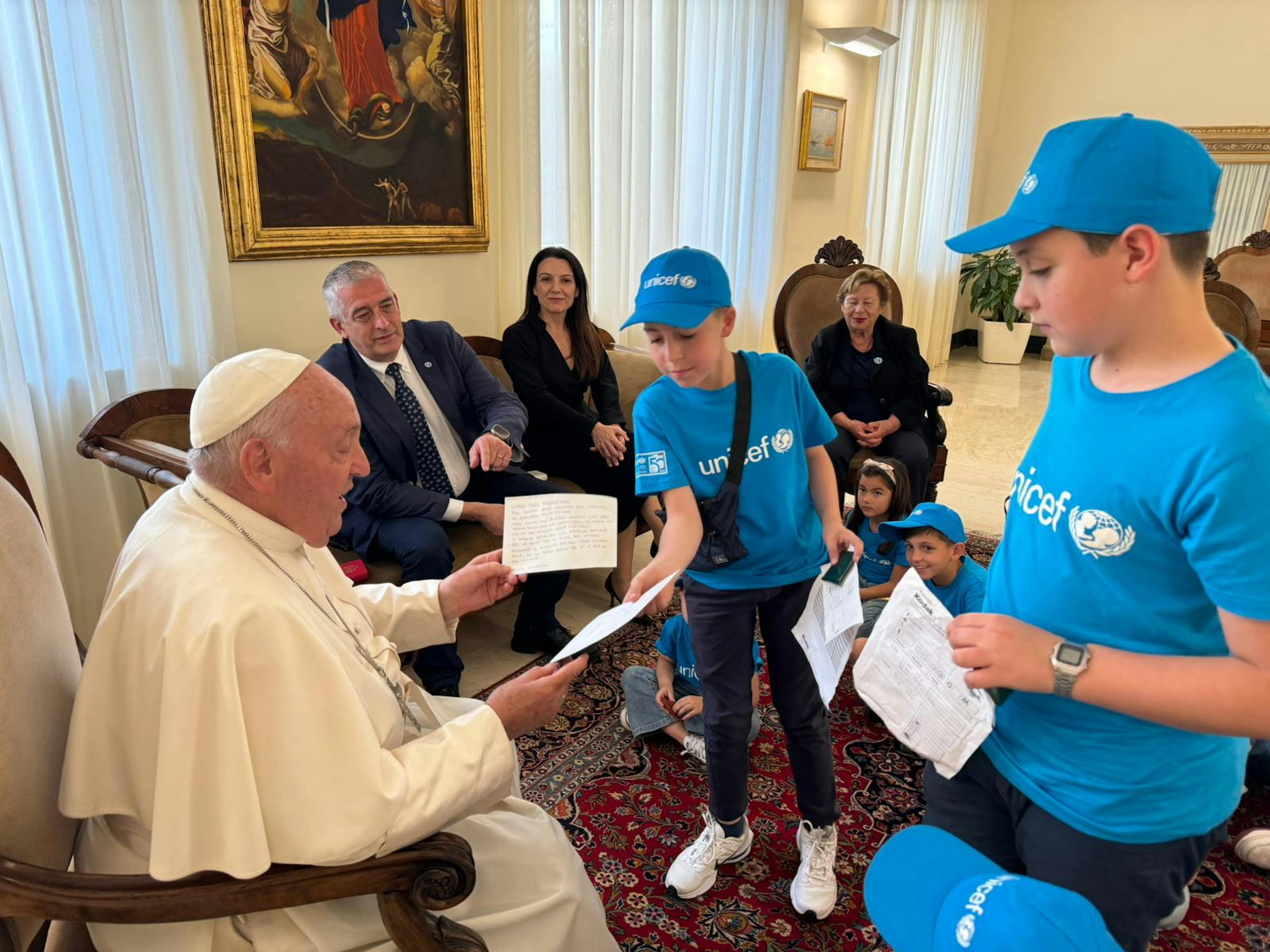 Papa Francesco e i bambini delle scuole di Aversa e Melilli