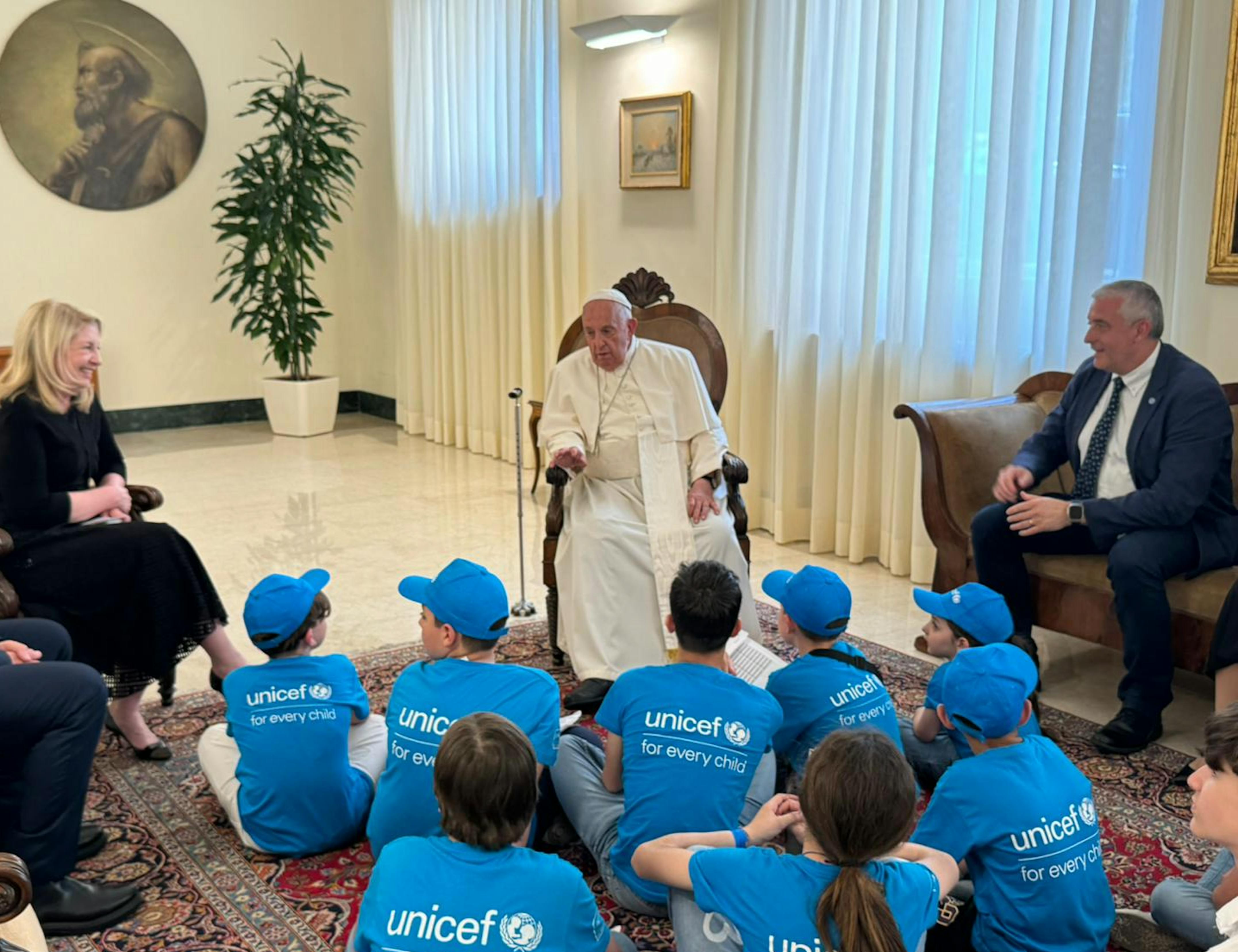 Un momento dell'incontro, Papa Francesco, la Direttrice Generale dell'UNICEF, Catherine Russell e Paolo Rozera, Direttore Generale dell'UNICEF Italia