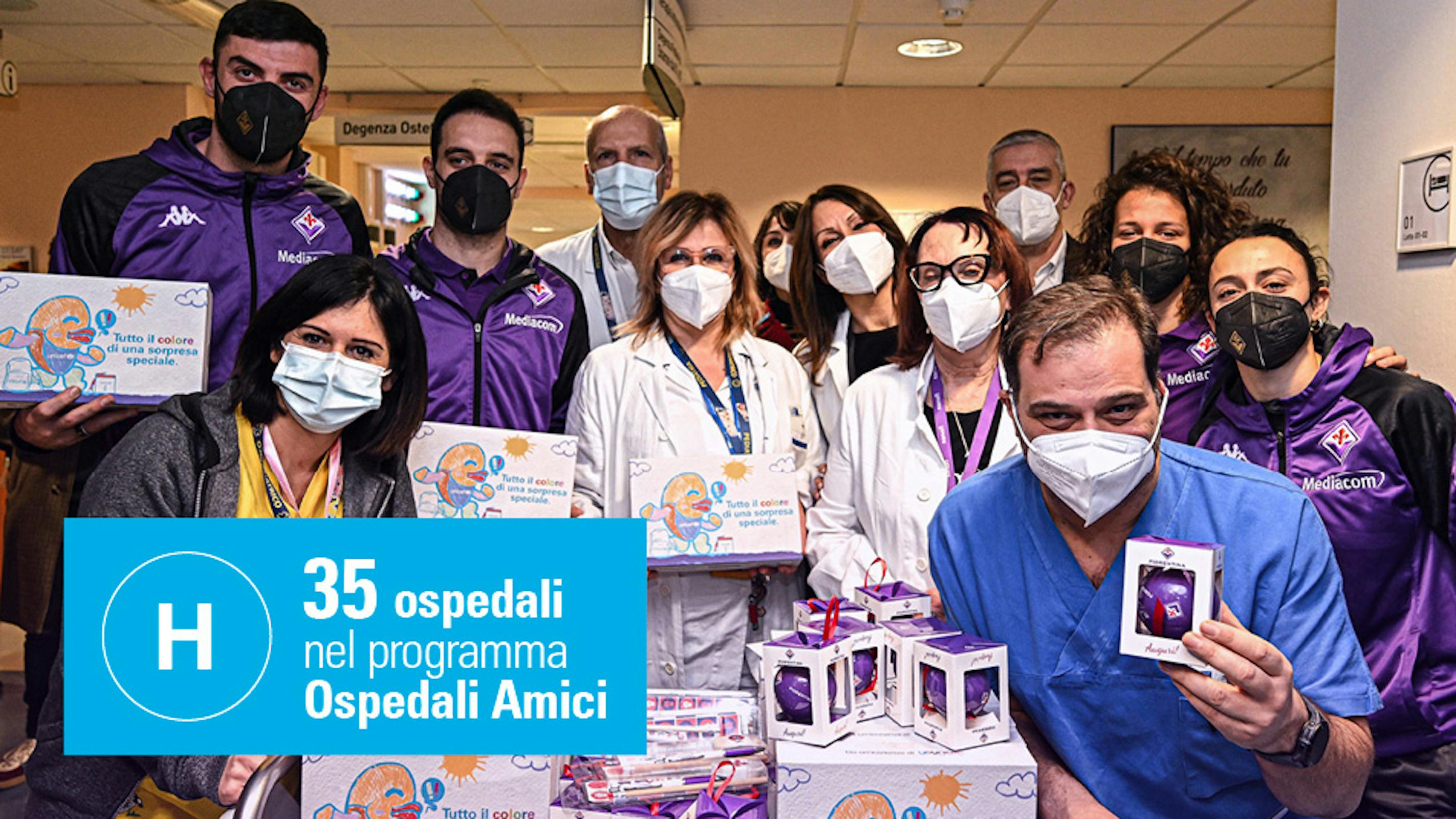 Il nostro 2023 in sintesi: il programma Ospedali Amici. In foto l'iniziativa Regalo Sospeso