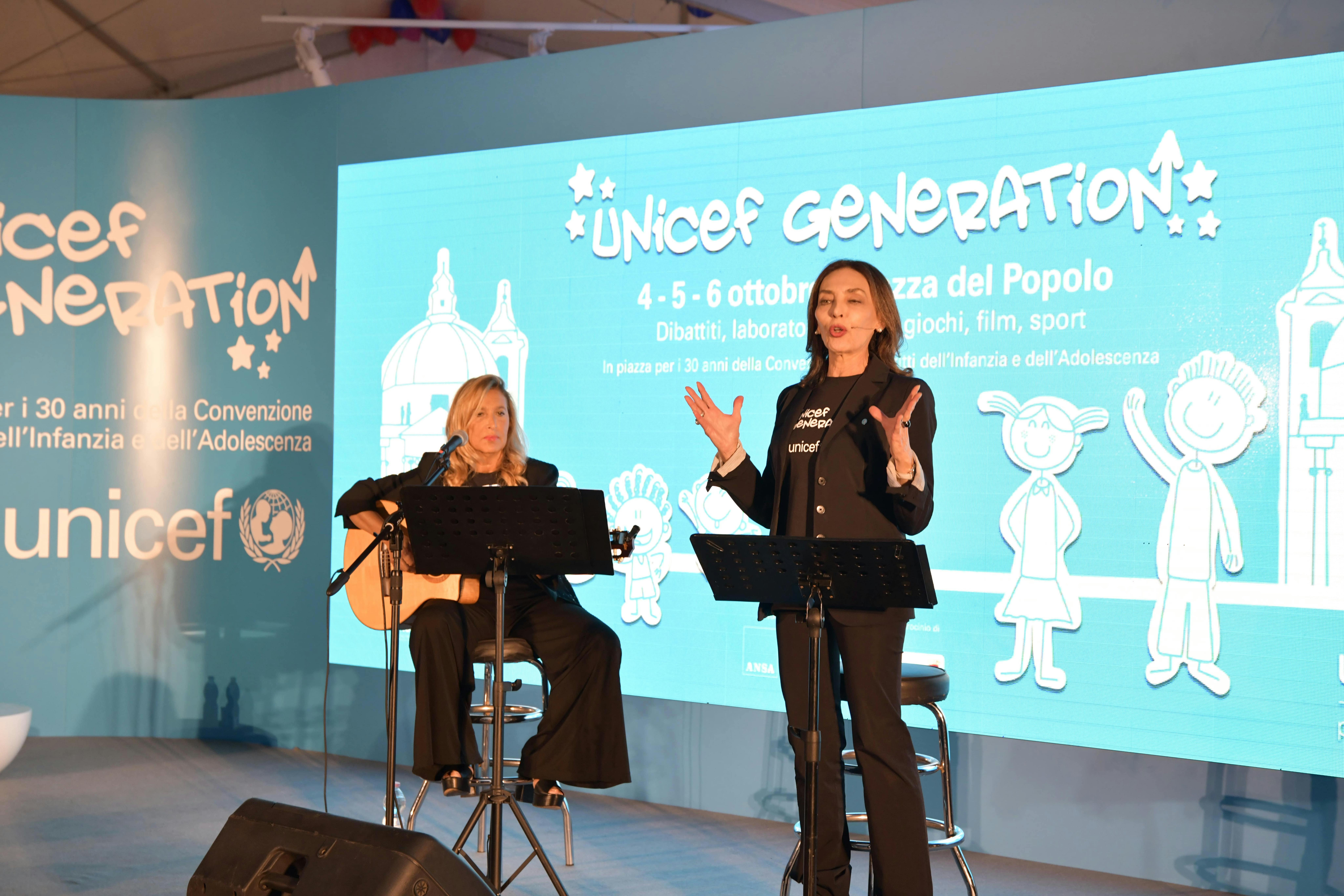da sinistra Grazia Di Michele e Maria Rosaria Omaggio durante UNICEF GENERATION, evento organizzato dall'UNICEF Italia  nel 2019 a Roma. 