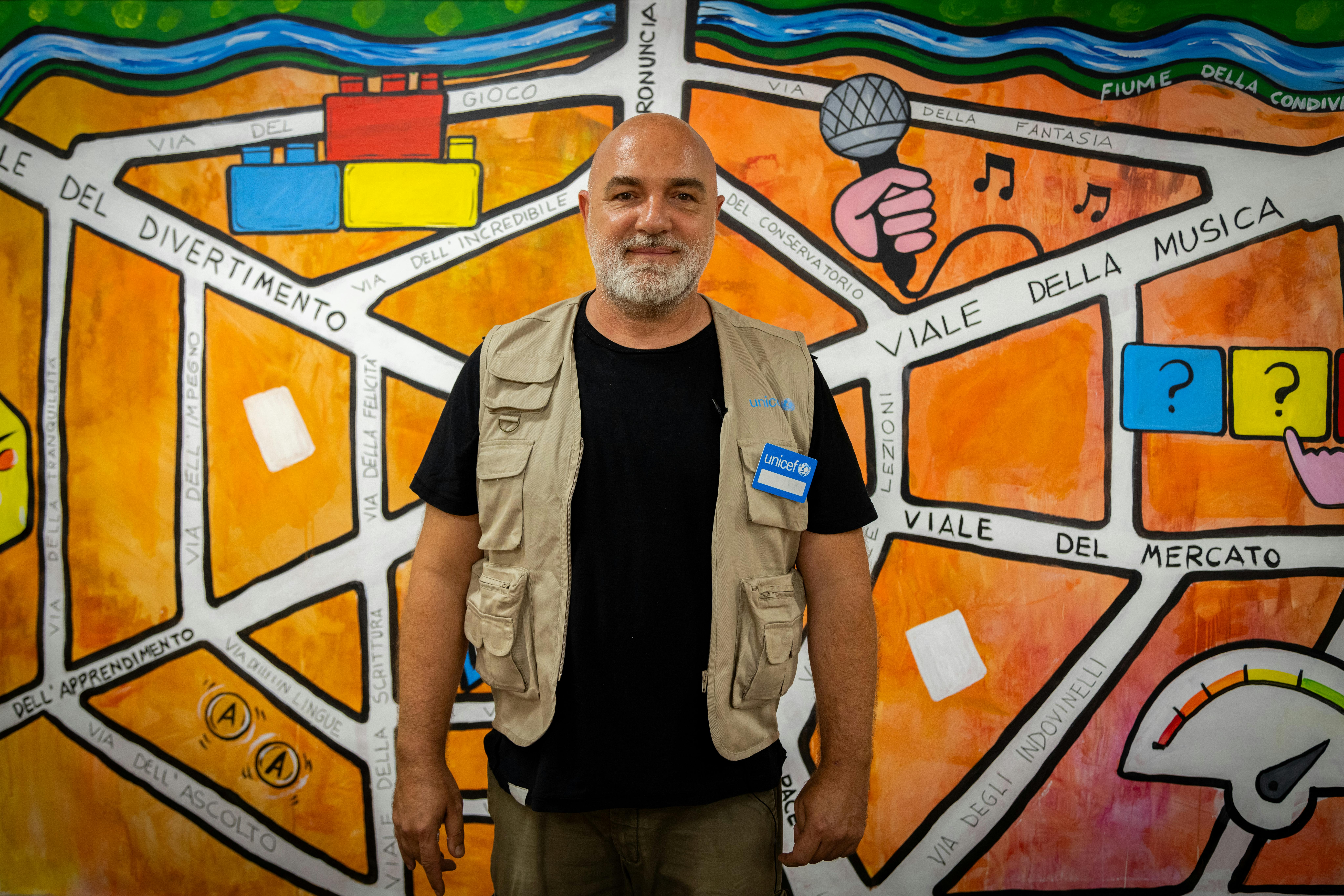 Maupal, nome d'arte dell’artista urbano Mauro Pallotta per il progetto Akelius
