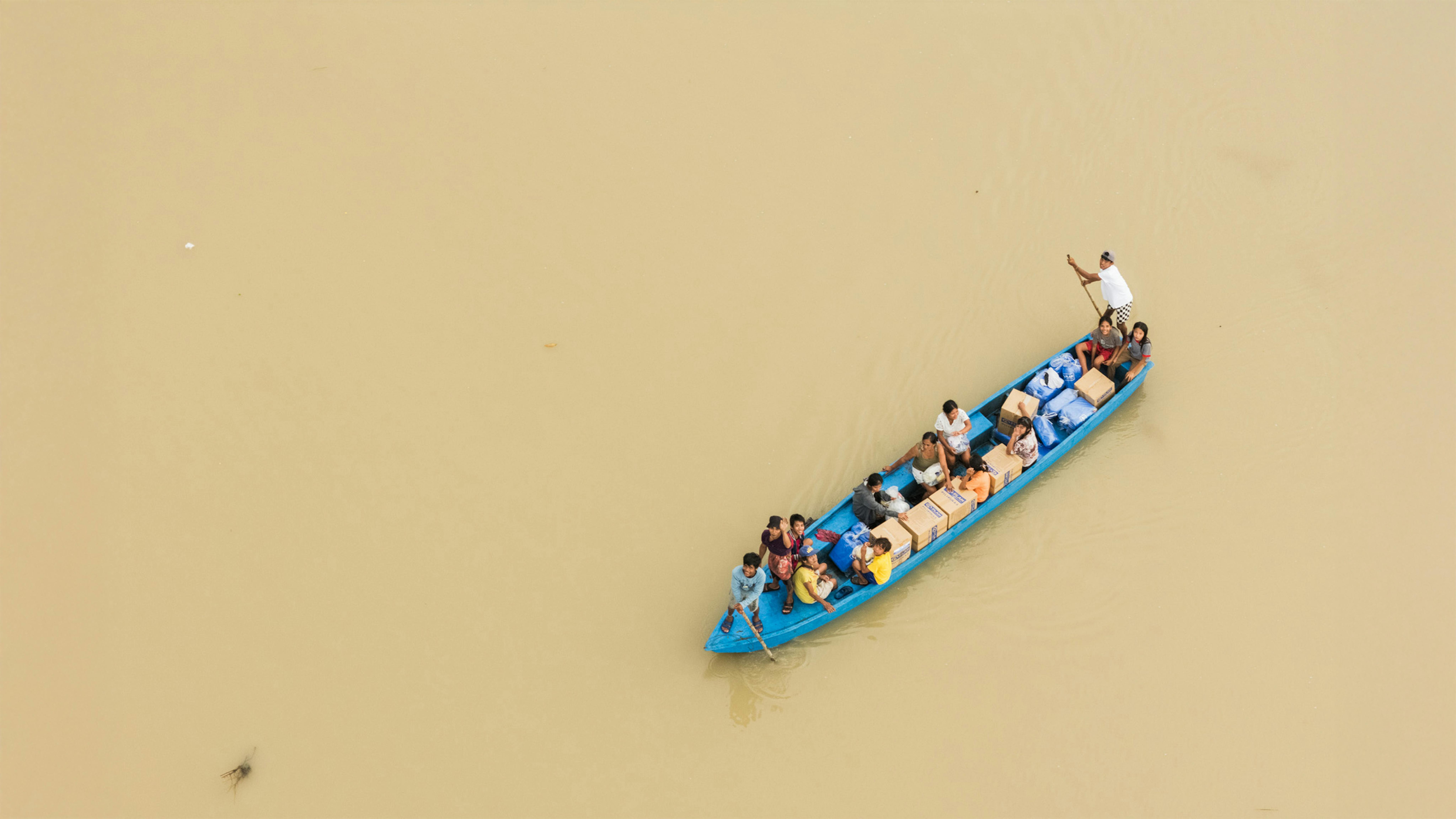 it igienici sono stati distribuiti dall'UNICEF e dal partner Plan International Philippines in una delle comunità più duramente colpite dalla violenta tempesta tropicale Kristine