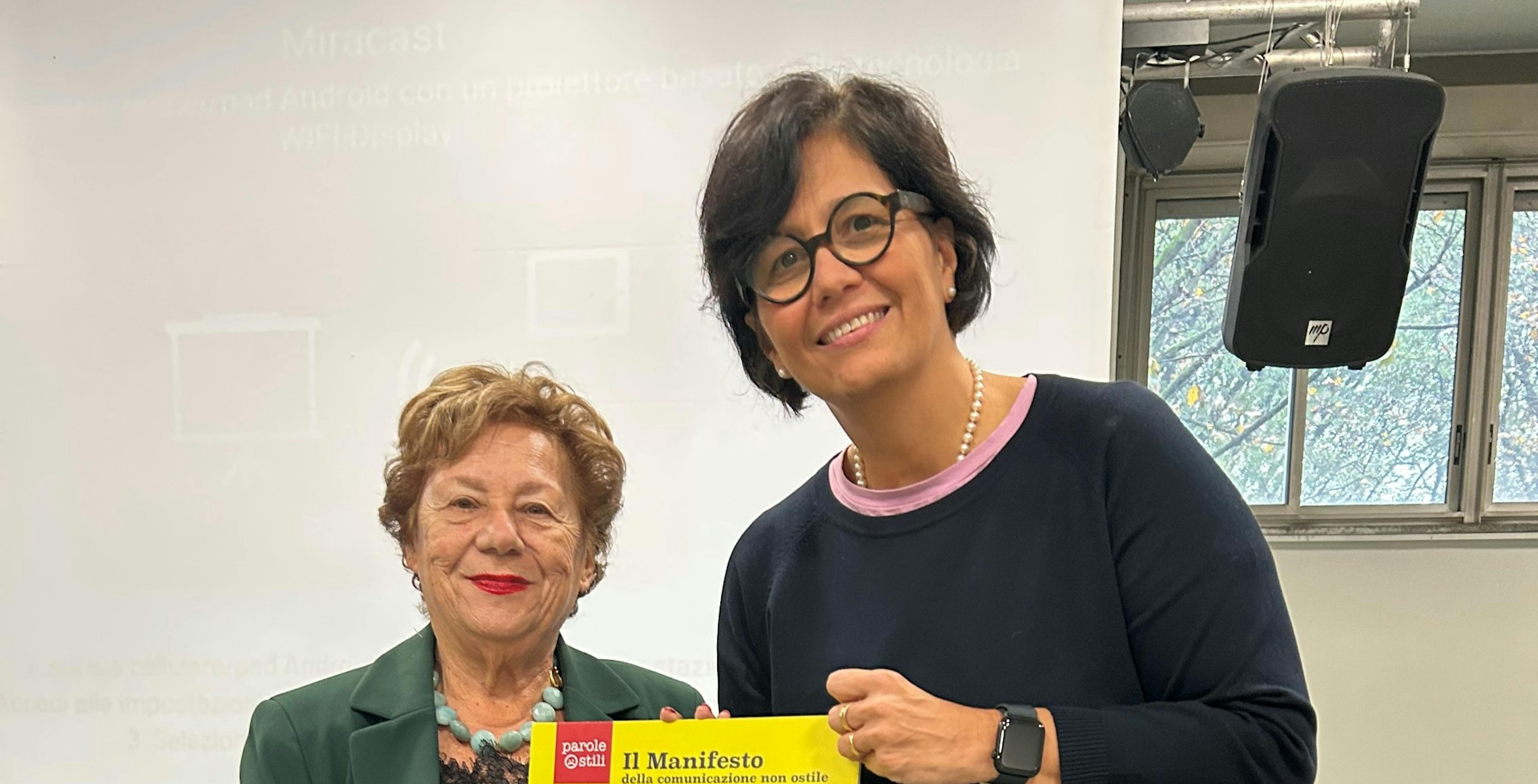 La presidente di UNICEF Italia Carmela Pace insieme alla presidente Rosy Russo di Parole Ostili