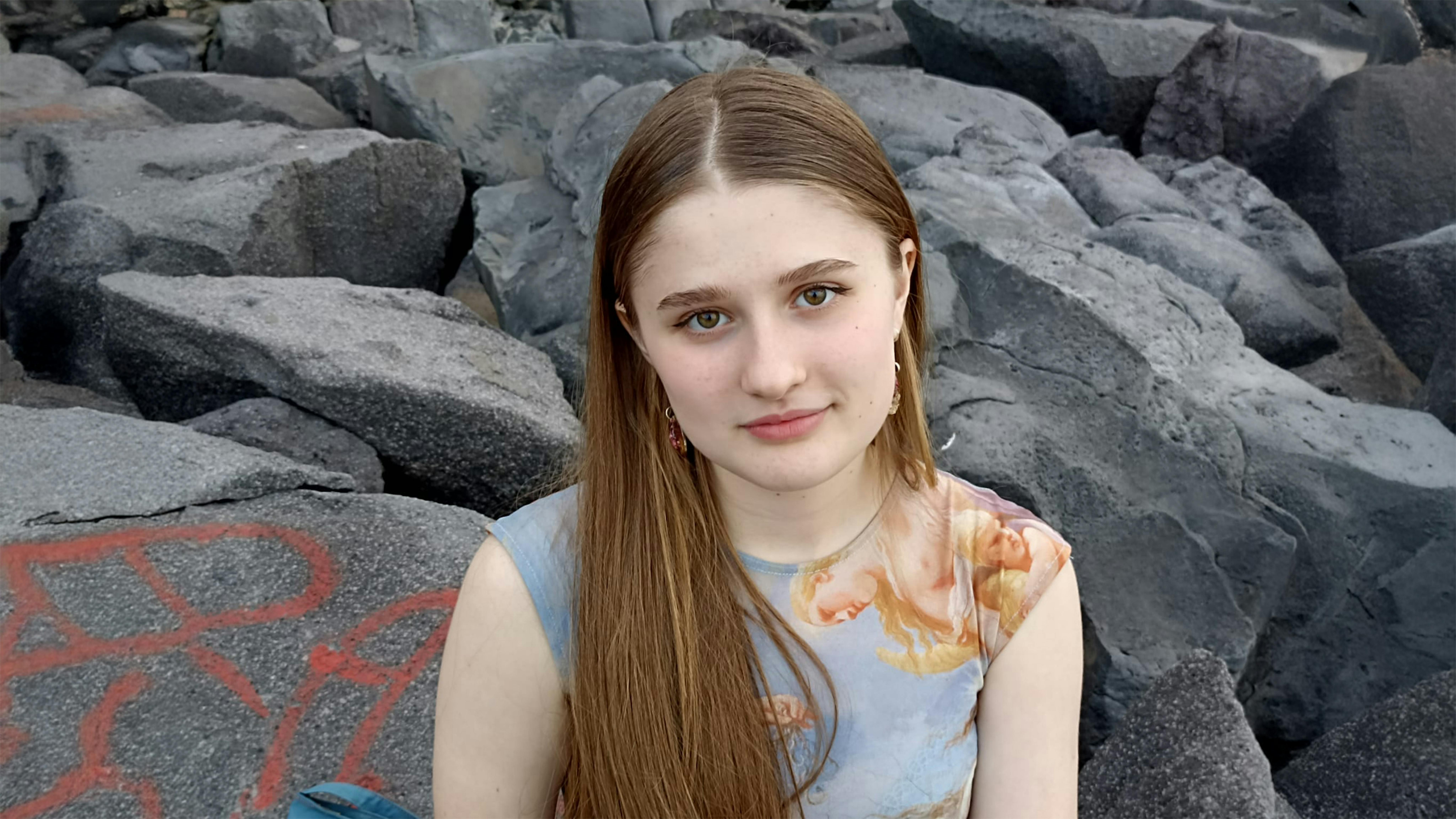 Maria dall'Ucraina, si adatta alla vita in Italia scoprendone la cultura e provando a portare sempre con se le sue radici