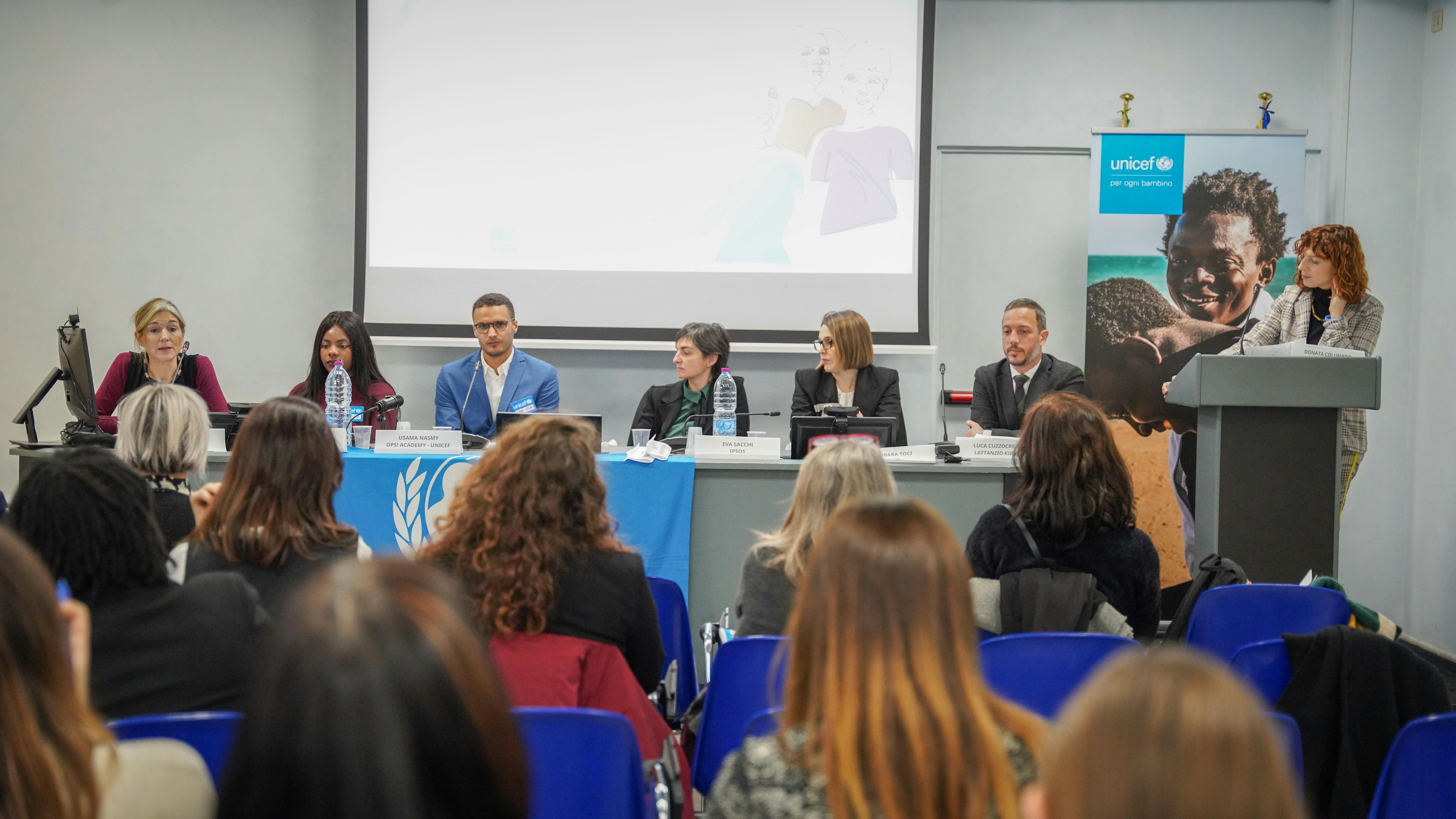 Tavolo di presidenza: il 93% dei giovani riporta di aver subito o assistito direttamente ad atti discriminatori
