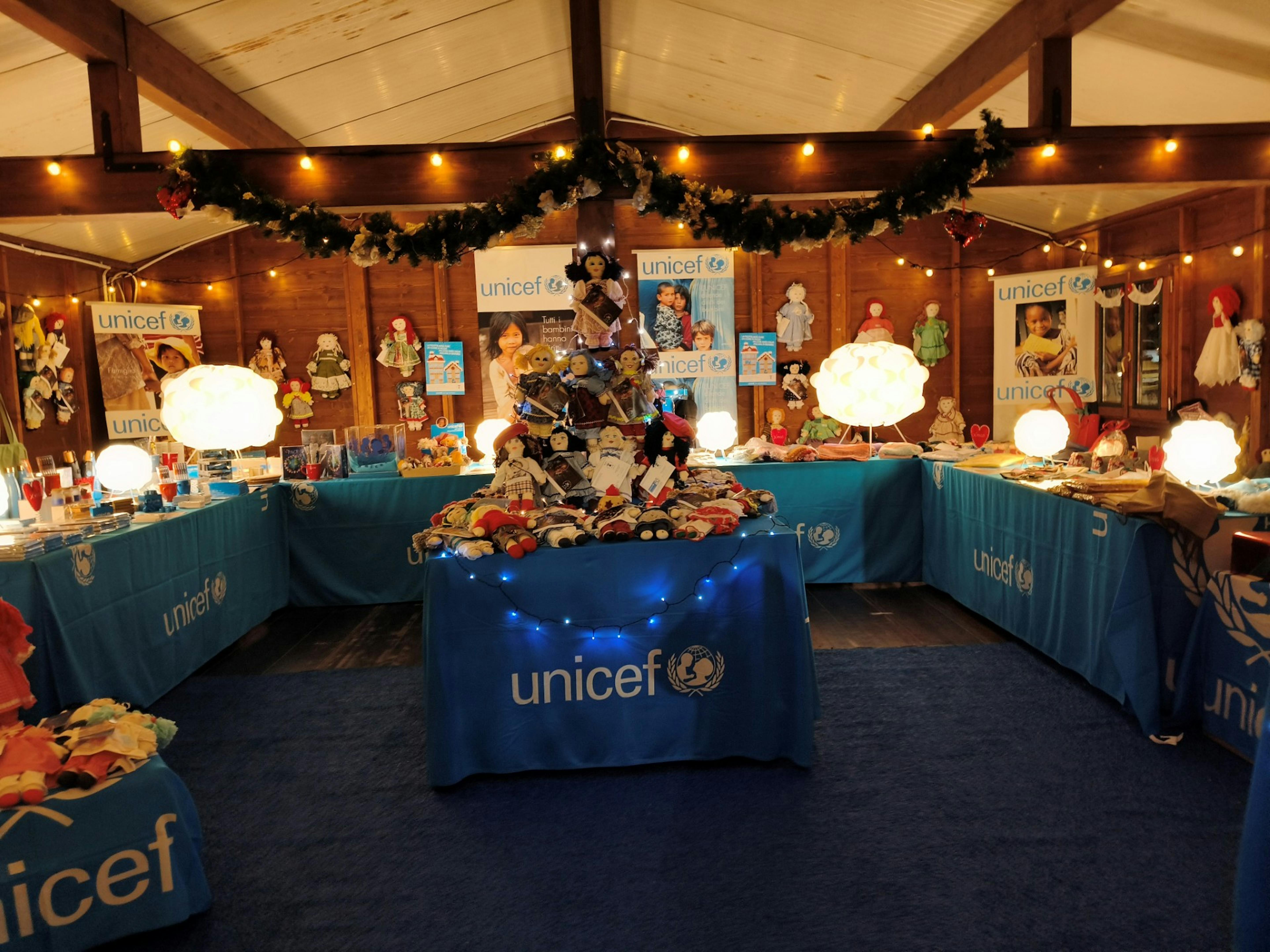 Casina Unicef di Natale