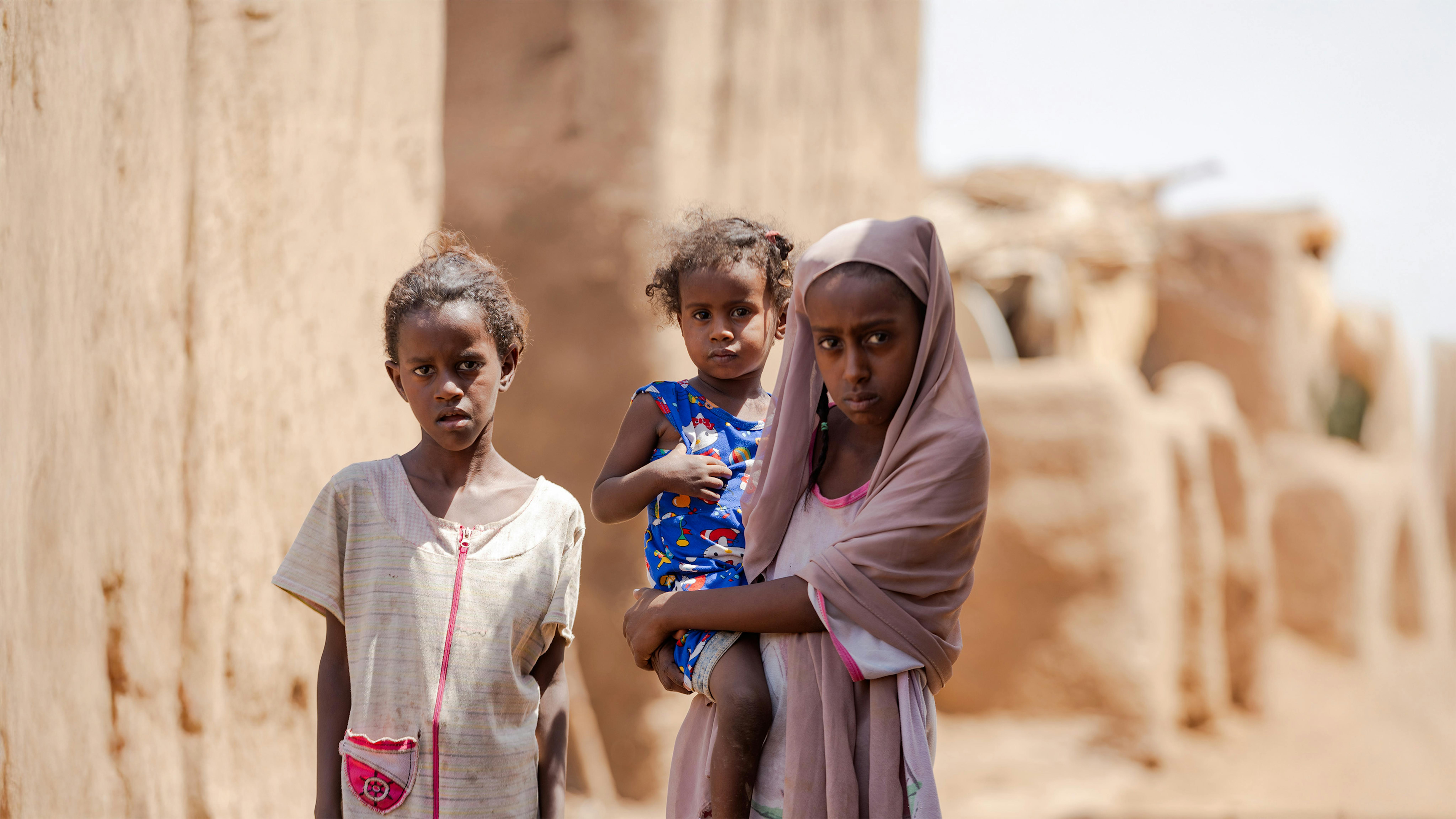 Sudan - Bambini della comunità di Alsabaat. Con il sostegno del Fondo Tematico Globale, l'UNICEF ha completato un impianto di trattamento delle acque vicino alla comunità di Alsabaat, fornendo acqua pulita e sicura a oltre 7.000 persone