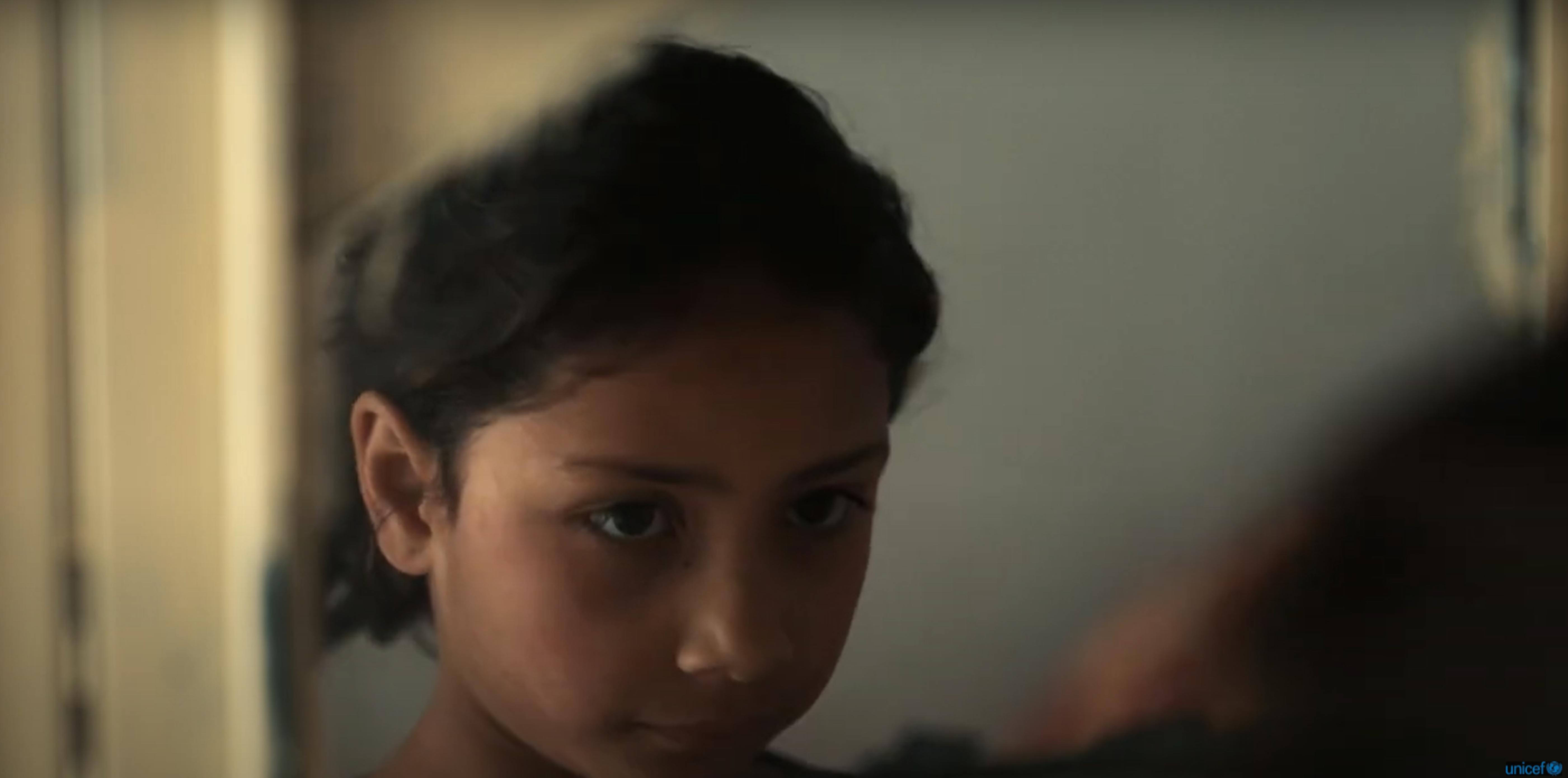 Un fotogramma tratto dal cortometraggio Milk Teeth