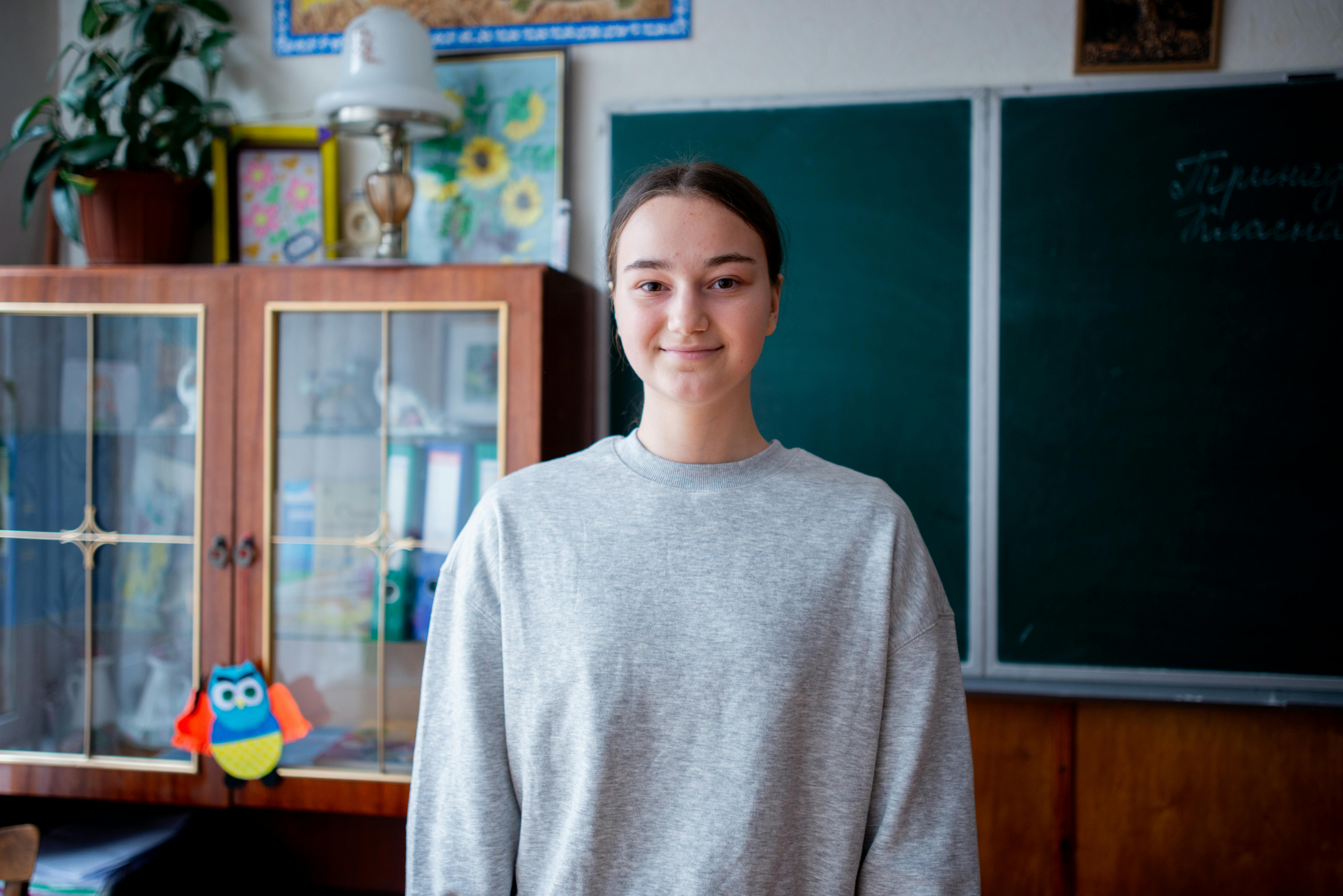 Ucraina: Taisiia è una studentessa al nono anno, è molto grata dell’aiuto che riceve da Iryna, che aiuta lei e gli altri studenti a gestire le conseguenze dello stress e a continuare a studiare.
