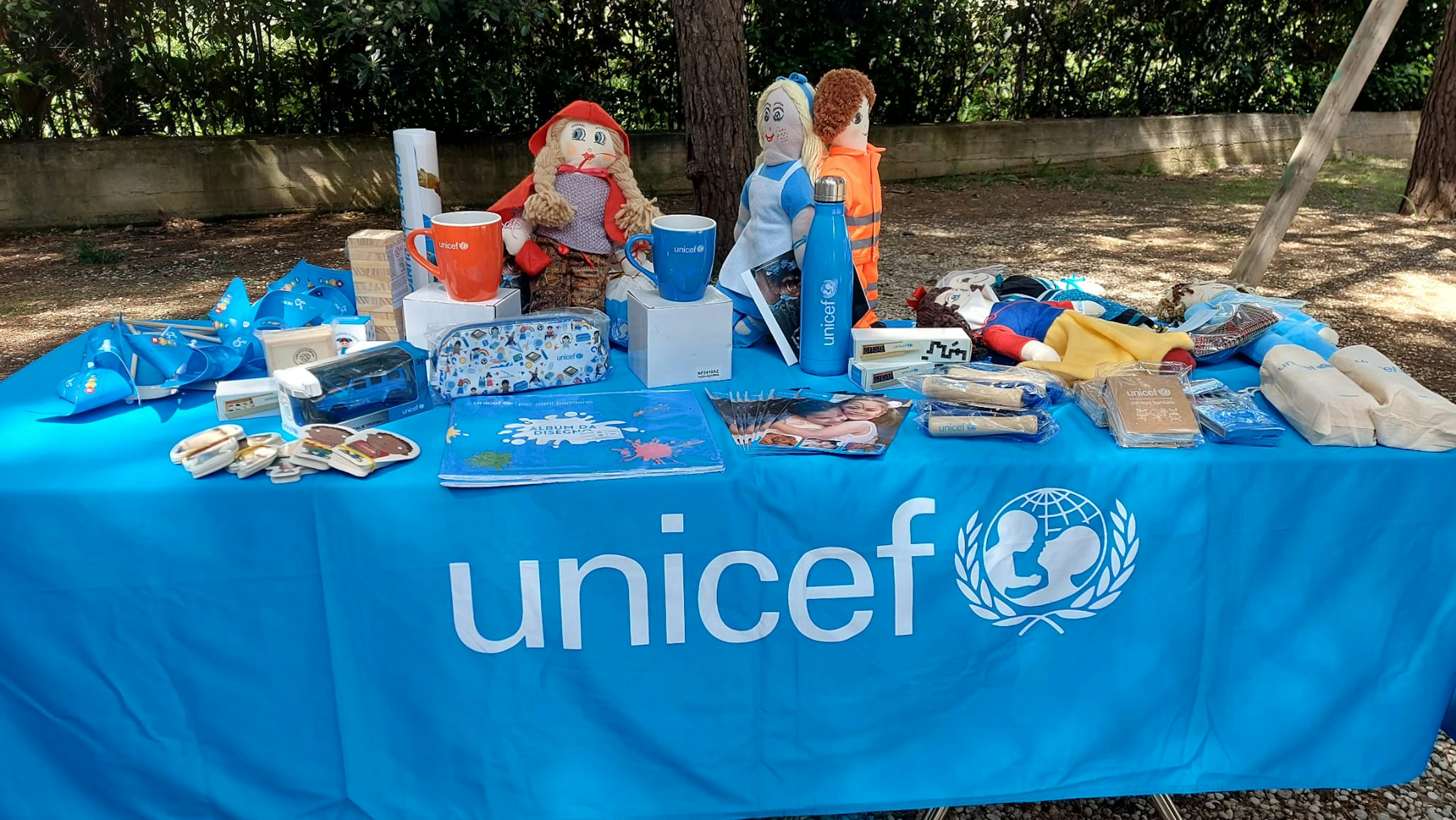 Banchetto UNICEF al parco