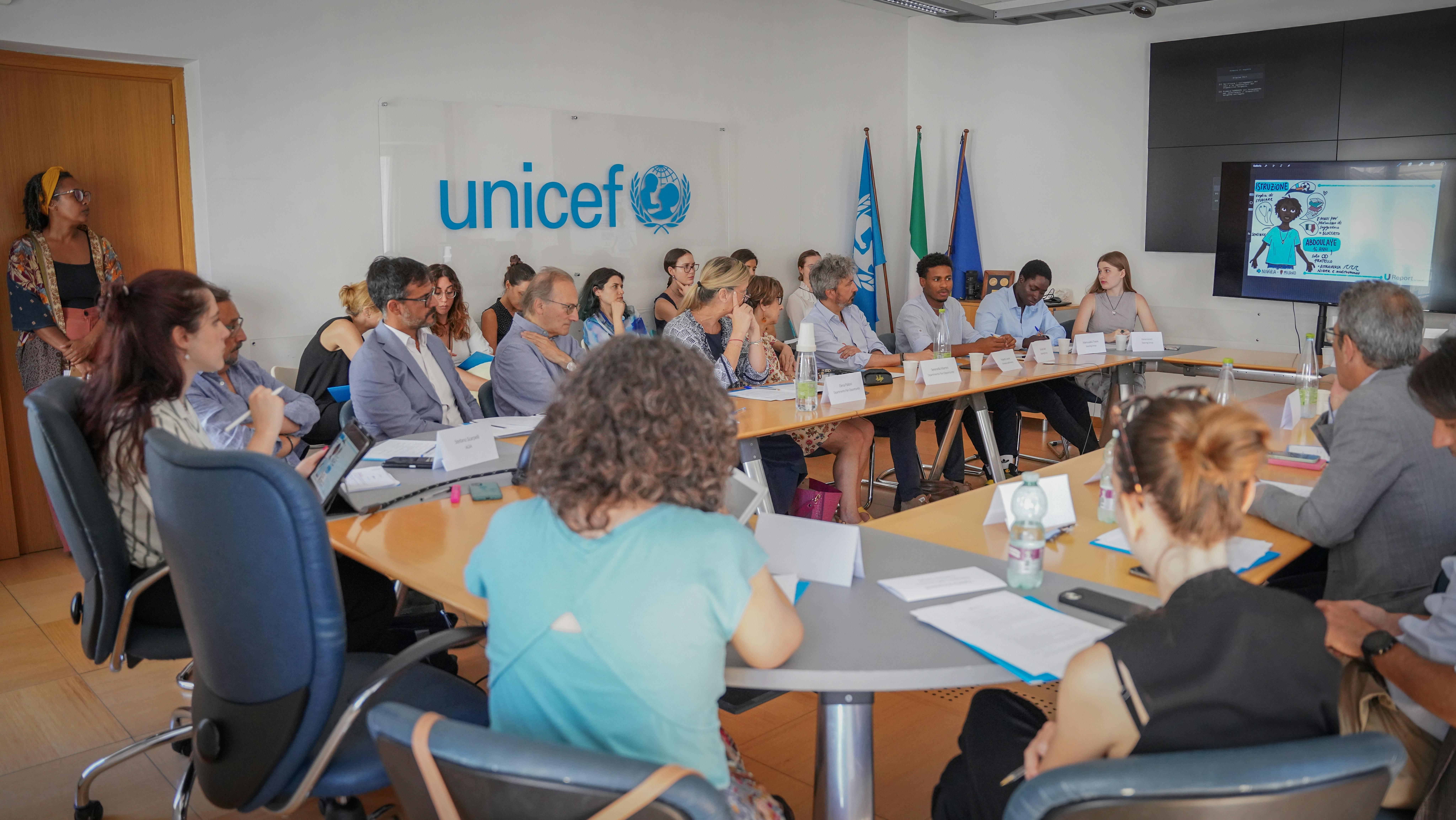 I membri dello Steering Group di U-Report On The Move incontrano le istituzioni