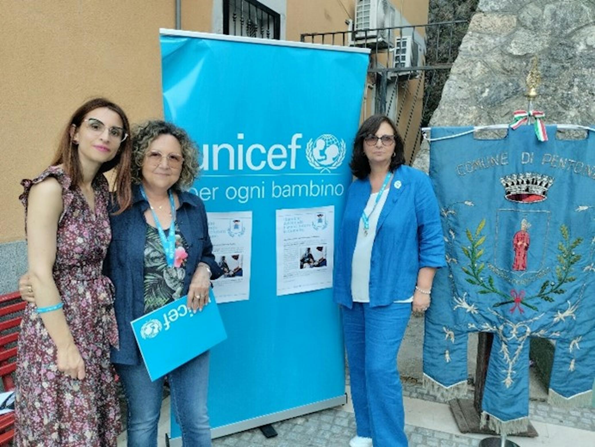 Maria Stella Franco con le volontarie UNICEF