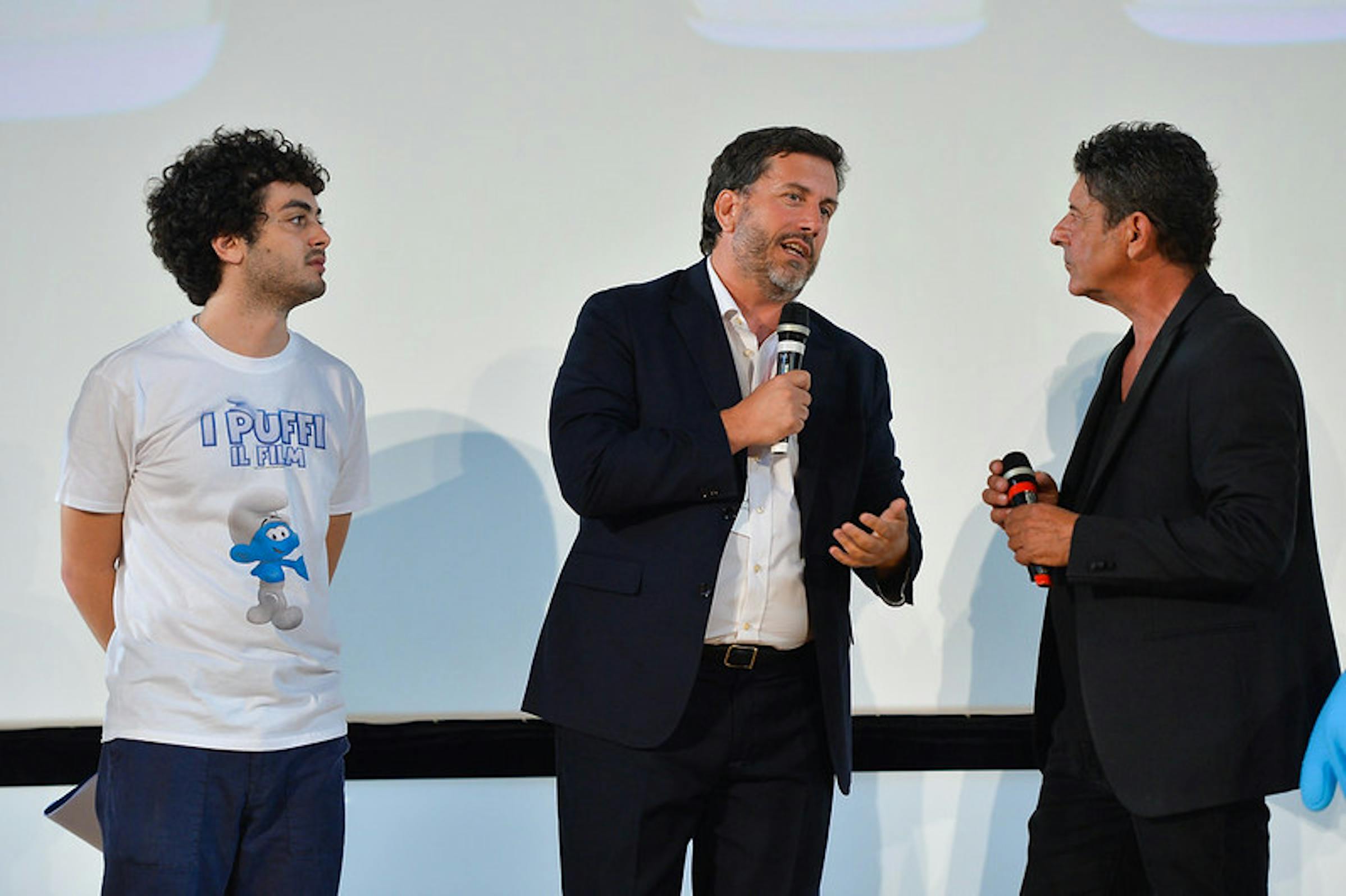 Andrea Iacomini e Luca Laurenti sul palco del Giffoni Film Festival insieme ai PUFFI