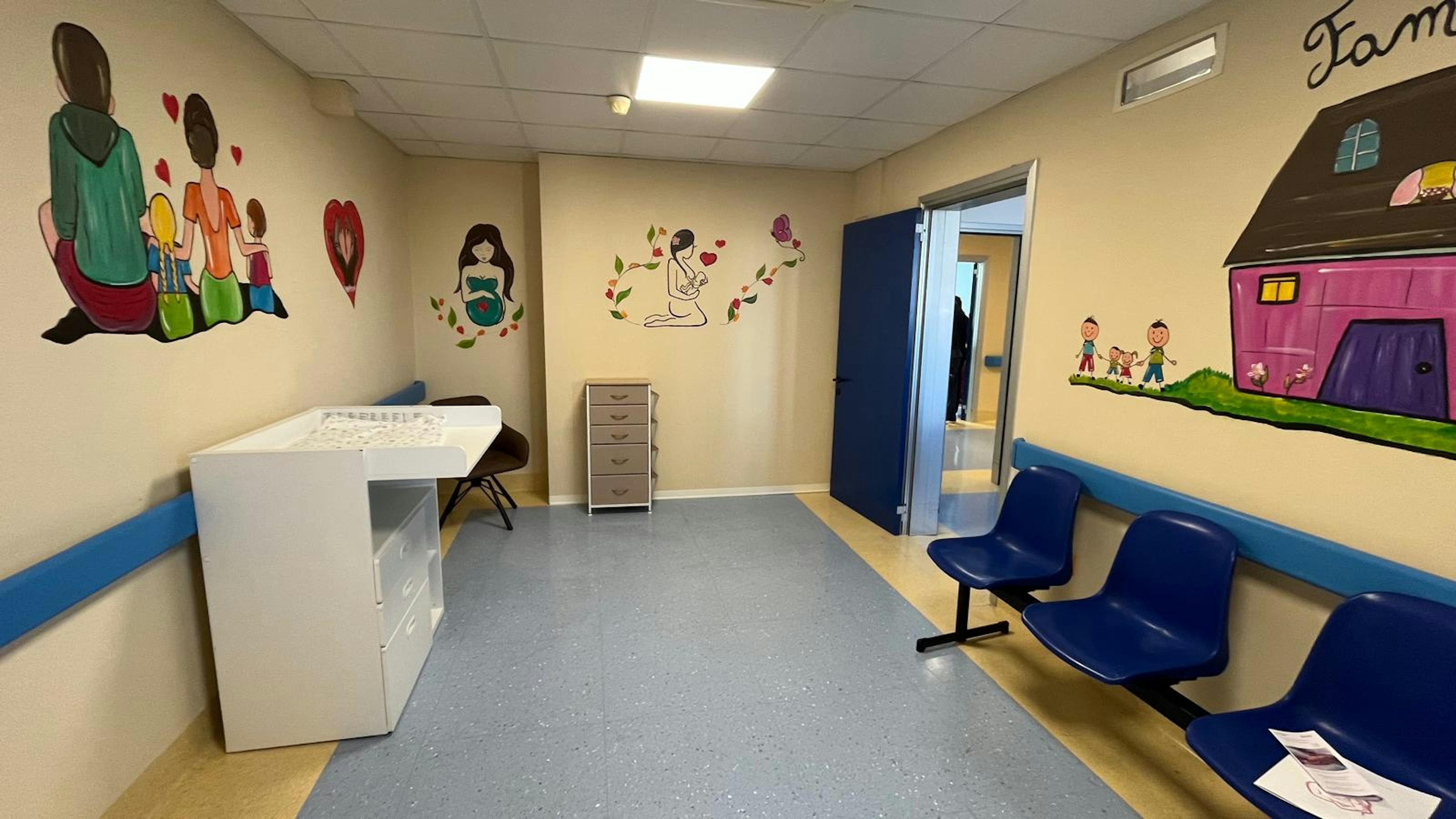 Il Baby Pit Stop appena innaugurato  nell'Ospedale San Paolo di Bari