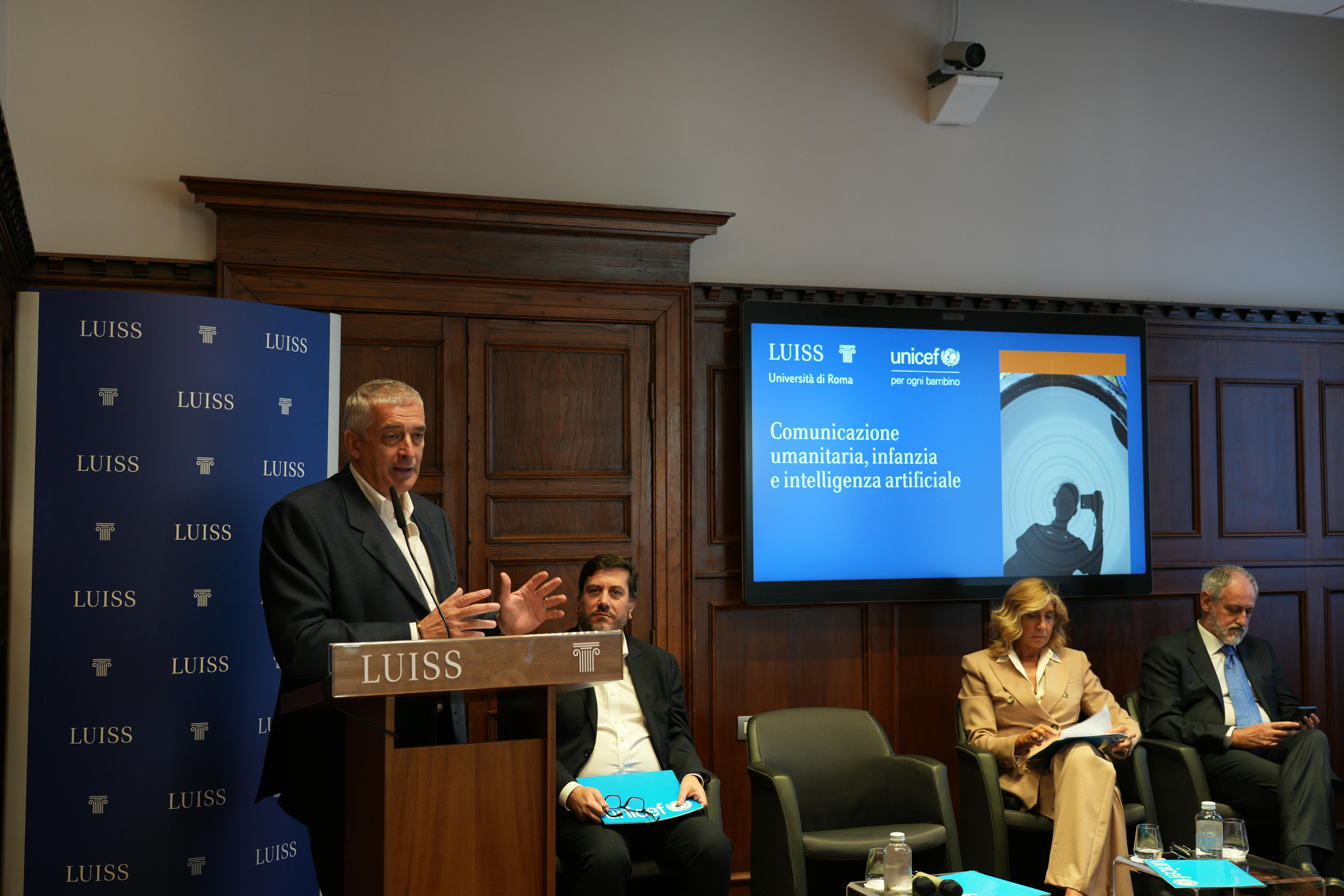 L'intervento di Paolo Rozera, Direttore Generale dell'UNICEF Italia, durante l'incontro UNICEF_LUISS “Comunicazione umanitaria, infanzia e intelligenza artificiale"