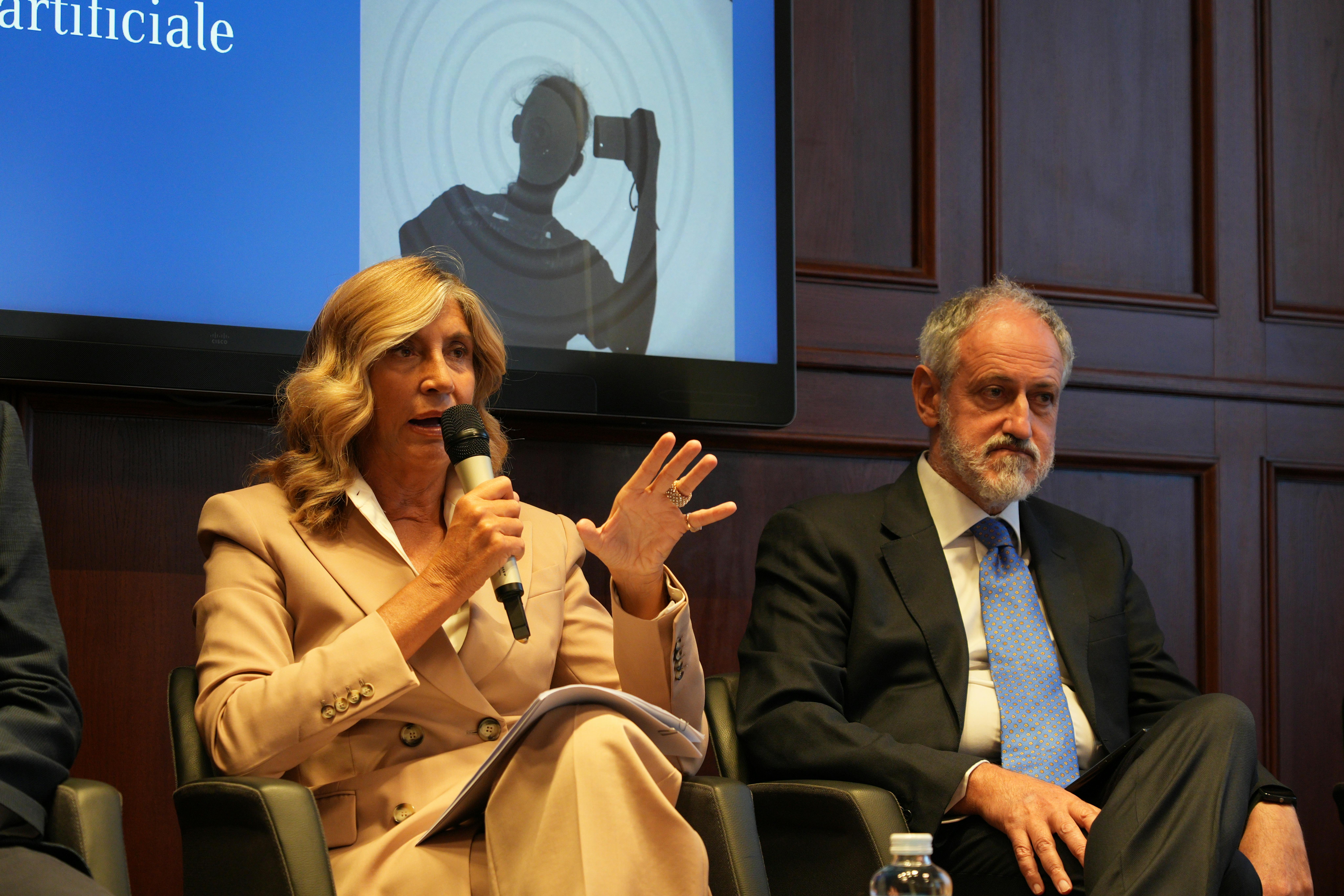Myrta Merlino, conduttrice e ambasciatrice UNICEF, ha moderato l'incontro UNICEF-LUISS “Comunicazione umanitaria, infanzia e intelligenza artificiale”