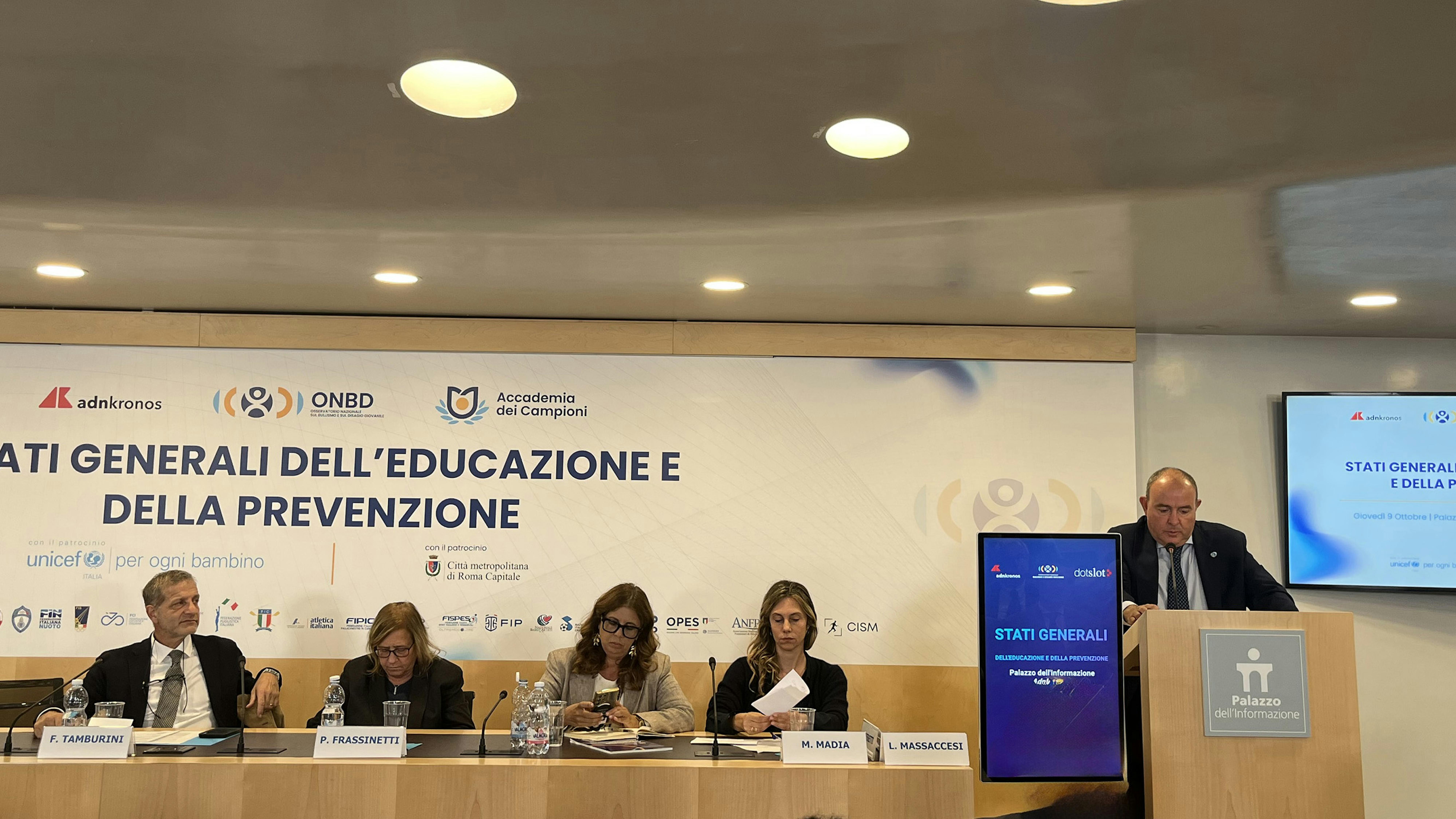 L'intervento del Presidente dell' UNICEF Italia, Nicola Graziano