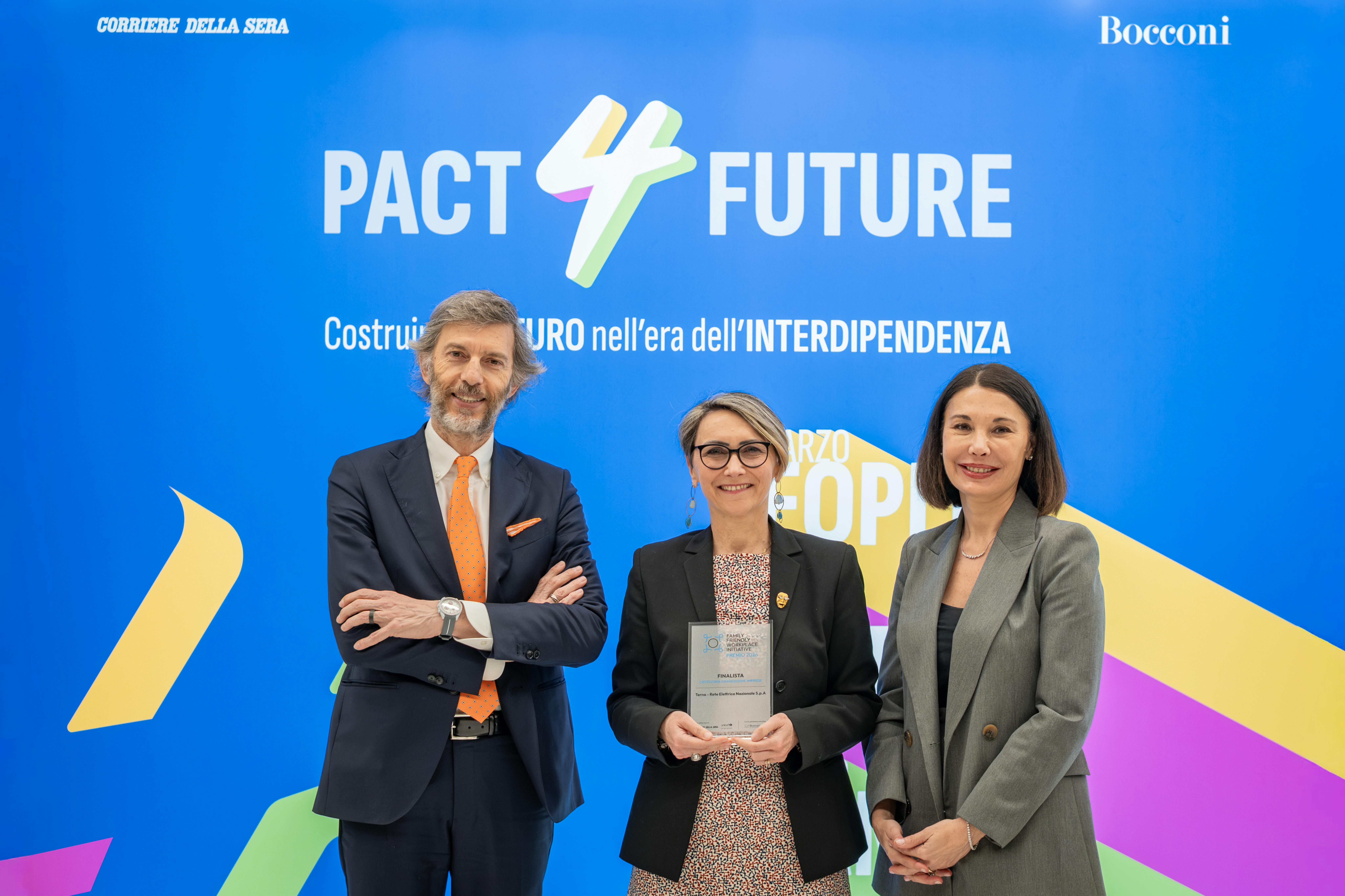 Il premio consegnato a Francesca Sarandrea Responsabile Employer Branding e Diversity&Inclusion TERNA SPA, finalista Grandissime Aziende.