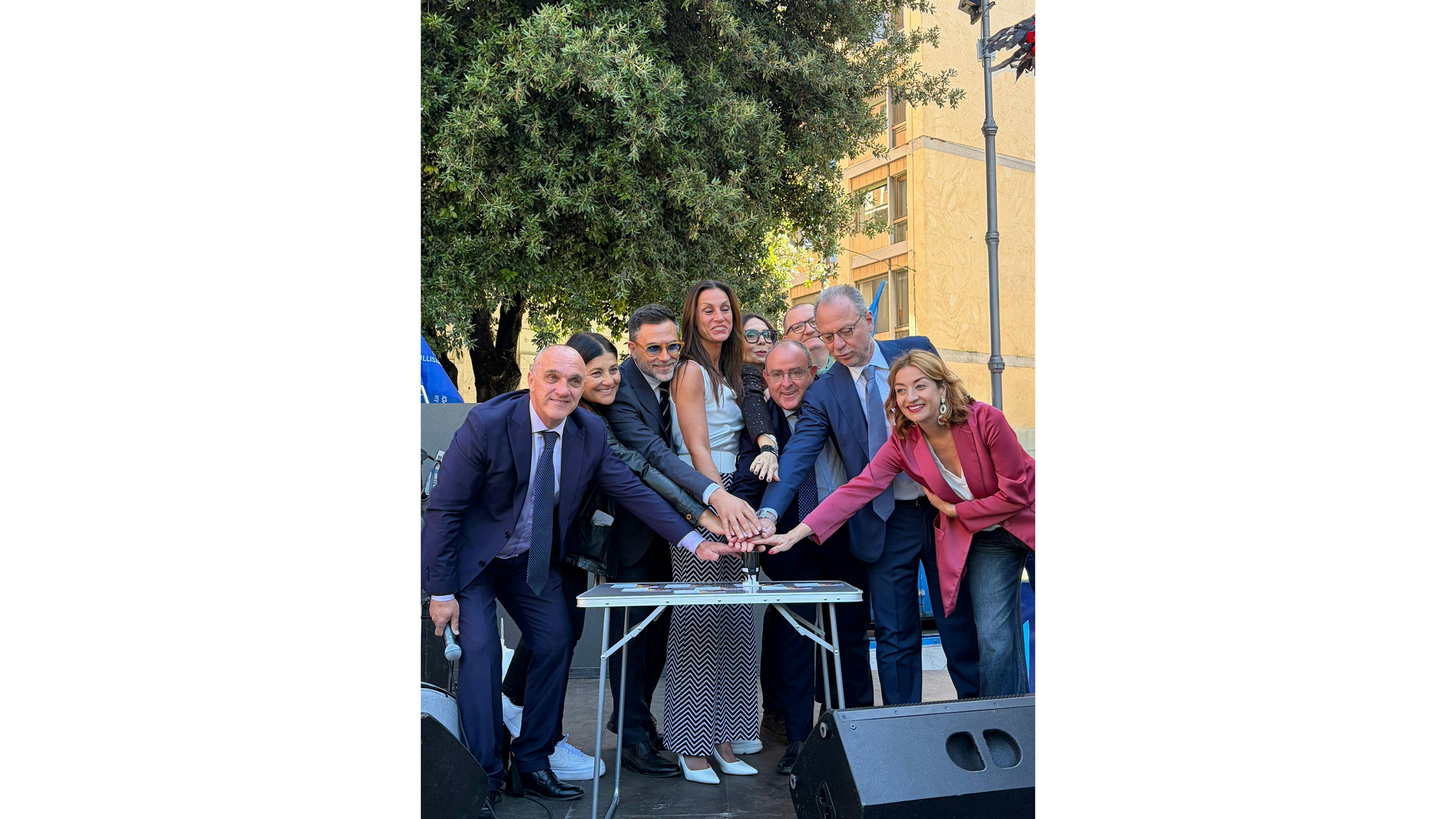 Un momento della Maratona Bullismo, in piazza Mastai a Roma, promossa dall’Osservatorio Nazionale sul Bullismo e sul Disagio Giovanile in collaborazione con Adnkronos.