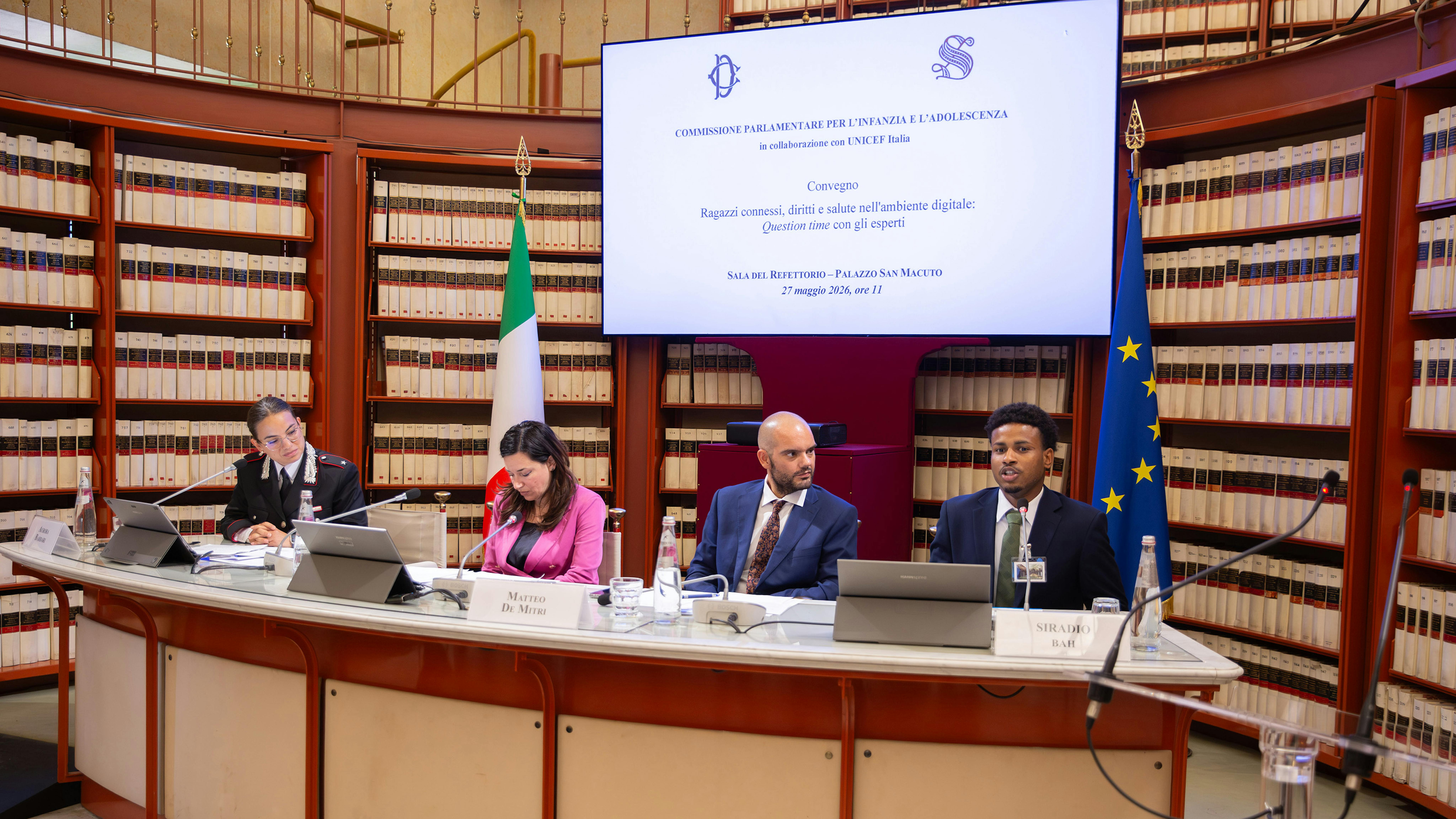Da sinistra Aurora Barbari - sottotenente dei Carabinieri del ruolo tecnico, Prof.ssa Daniela Chieffo, Responsabile dell'Unità di psicologia clinica del Policlinico Gemelli di Roma, Matteo De Mitri - membro del Consiglio Direttivo dell’UNICEF Italia e Siradio Bah - steering group U-Report,