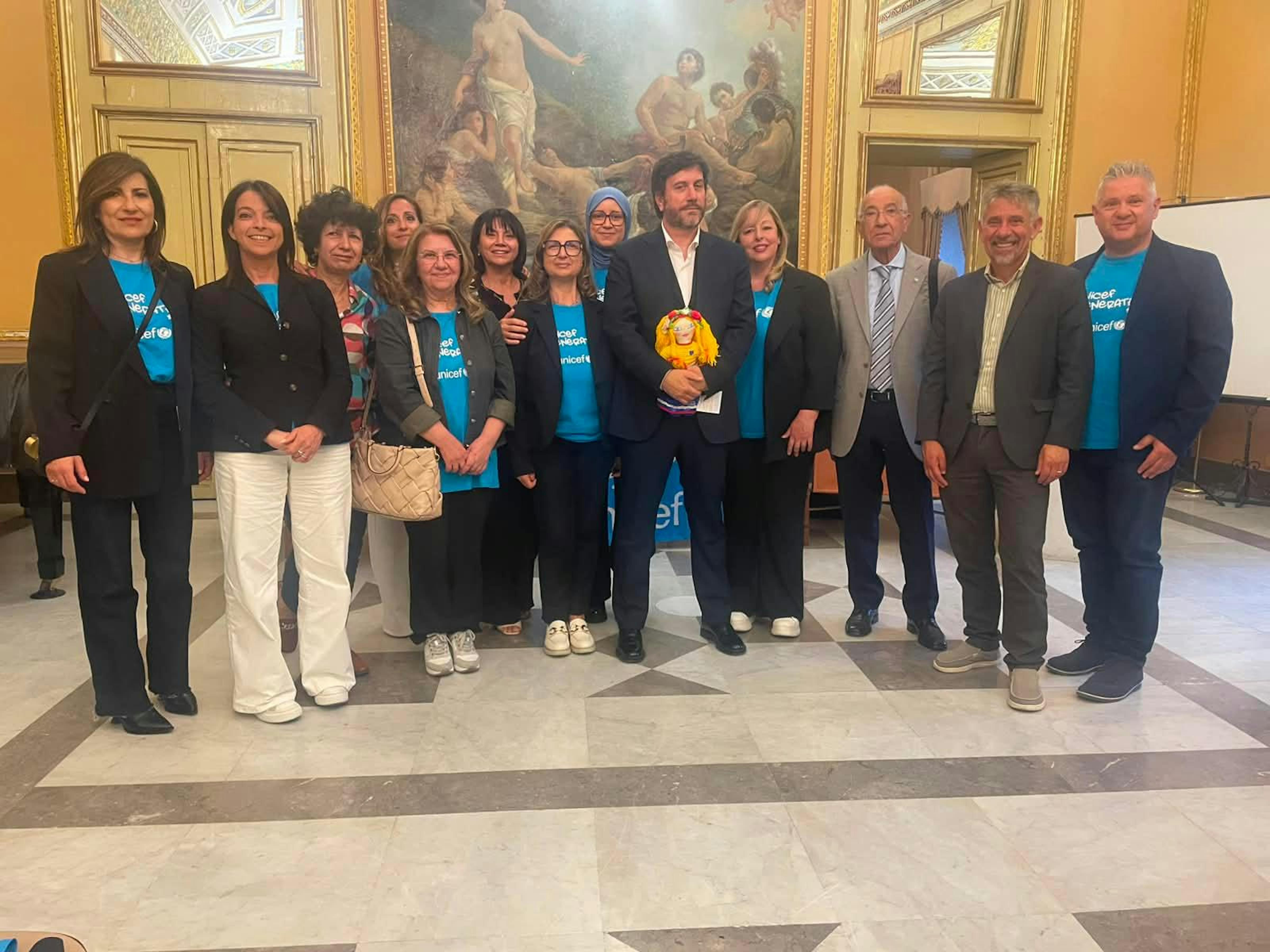 Andrea Iacomini e i volontari del comitato di Ragusa