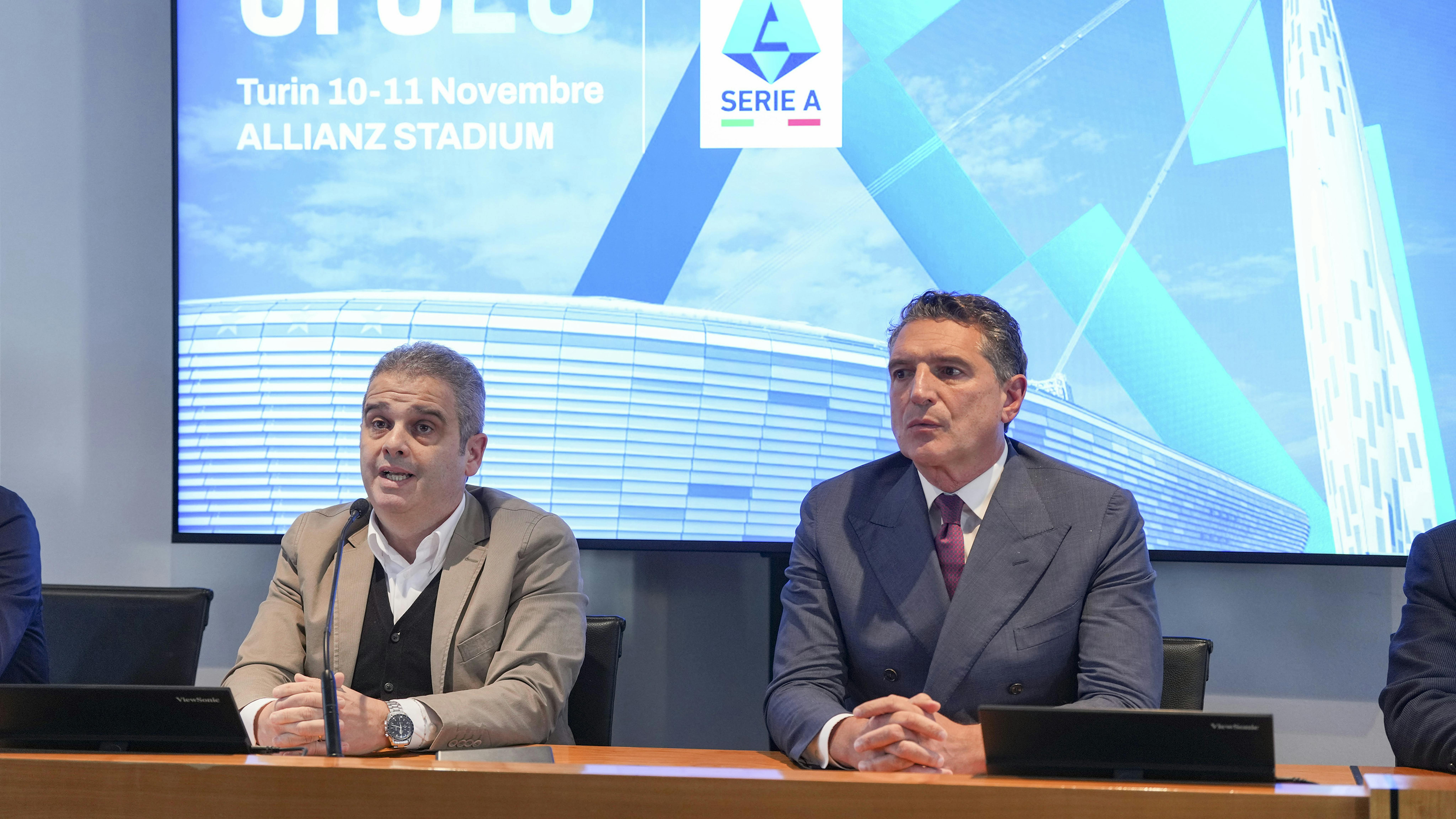 Un momento della conferenza stampa social football summit, a sinistra Gianfilippo Valentini